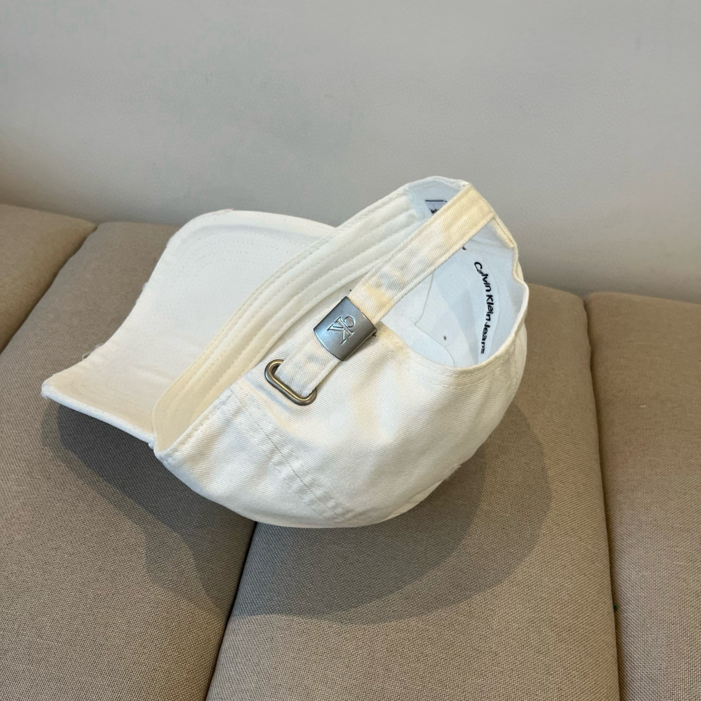  Calvin Klein，CKlogo棒球帽 请认准高端品质市场唯一对版，小红书推荐，时尚百搭，众多明