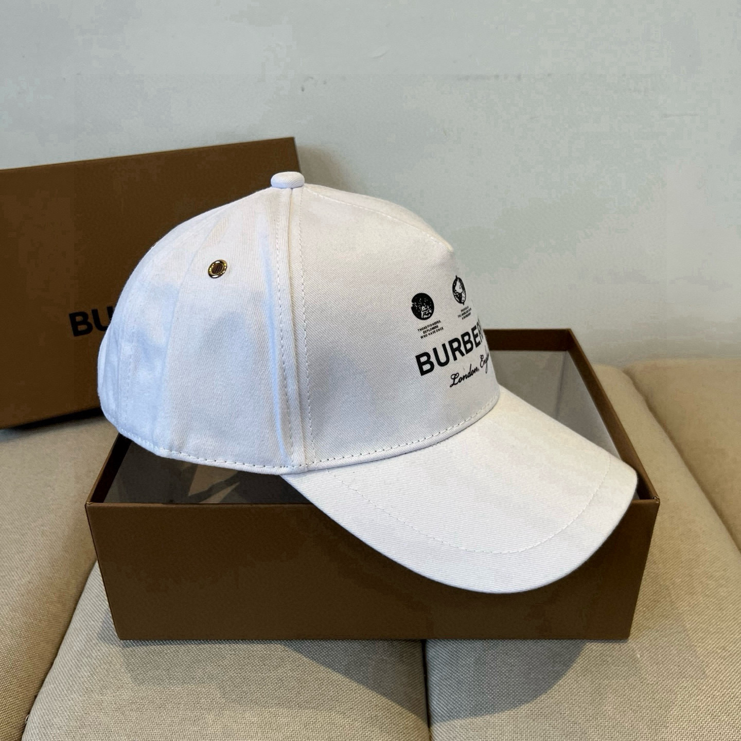  BURBERRY巴宝利早春新款棒球帽，简约尚时风，男女同款！高质品，尊享品质感！