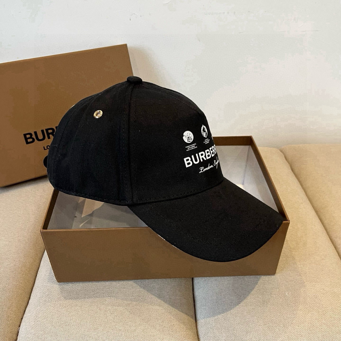  BURBERRY巴宝利早春新款棒球帽，简约尚时风，男女同款！高质品，尊享品质感！