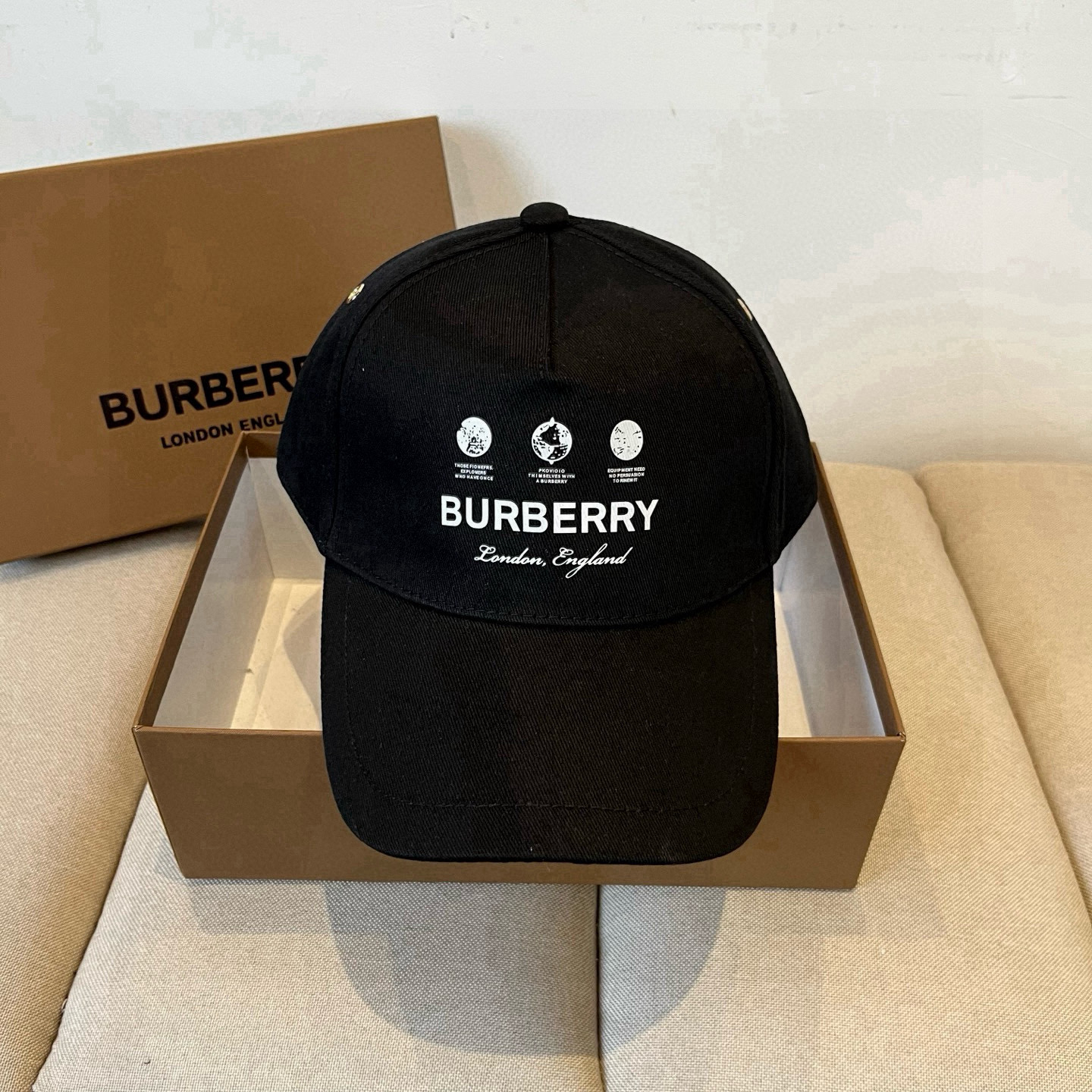  BURBERRY巴宝利早春新款棒球帽，简约尚时风，男女同款！高质品，尊享品质感！
