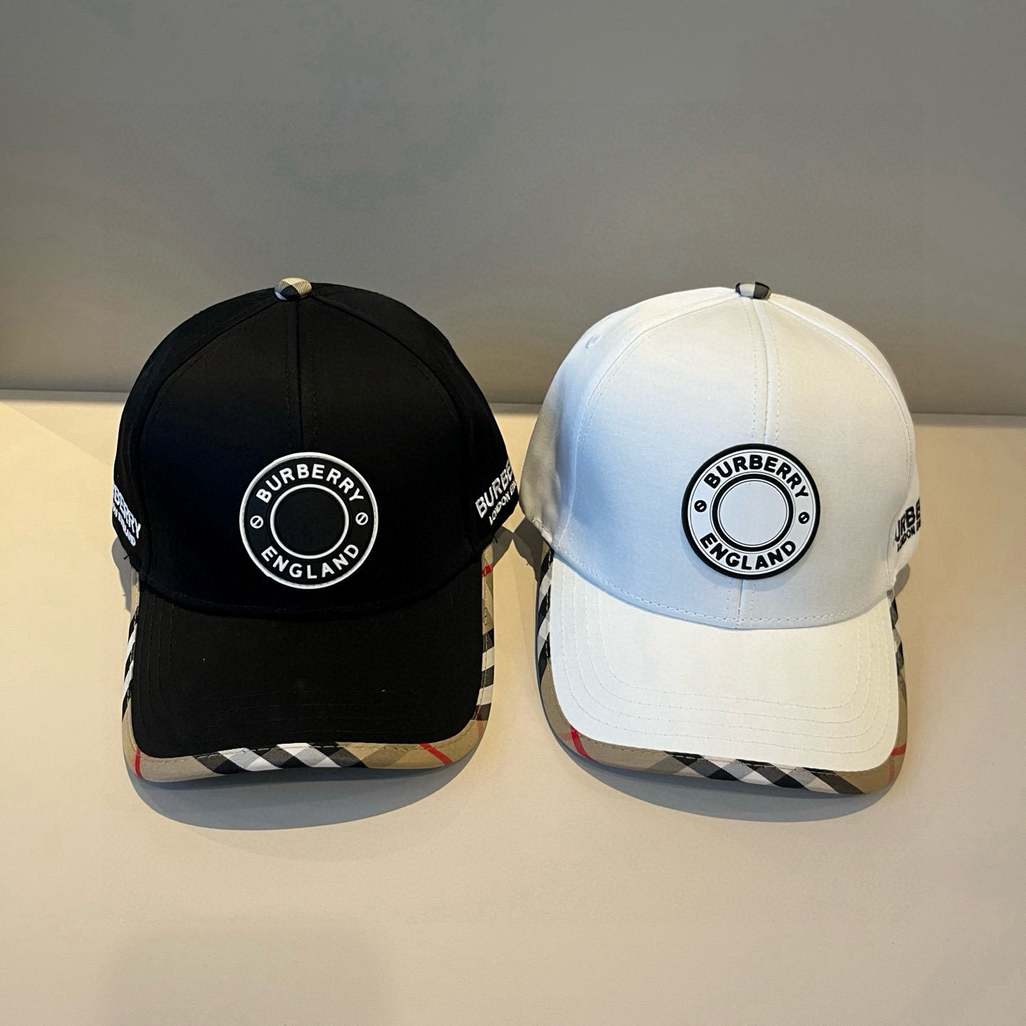  BURBERRY巴宝利早春新款棒球帽，简约尚时风，男女同款！高质品，尊享品质感！