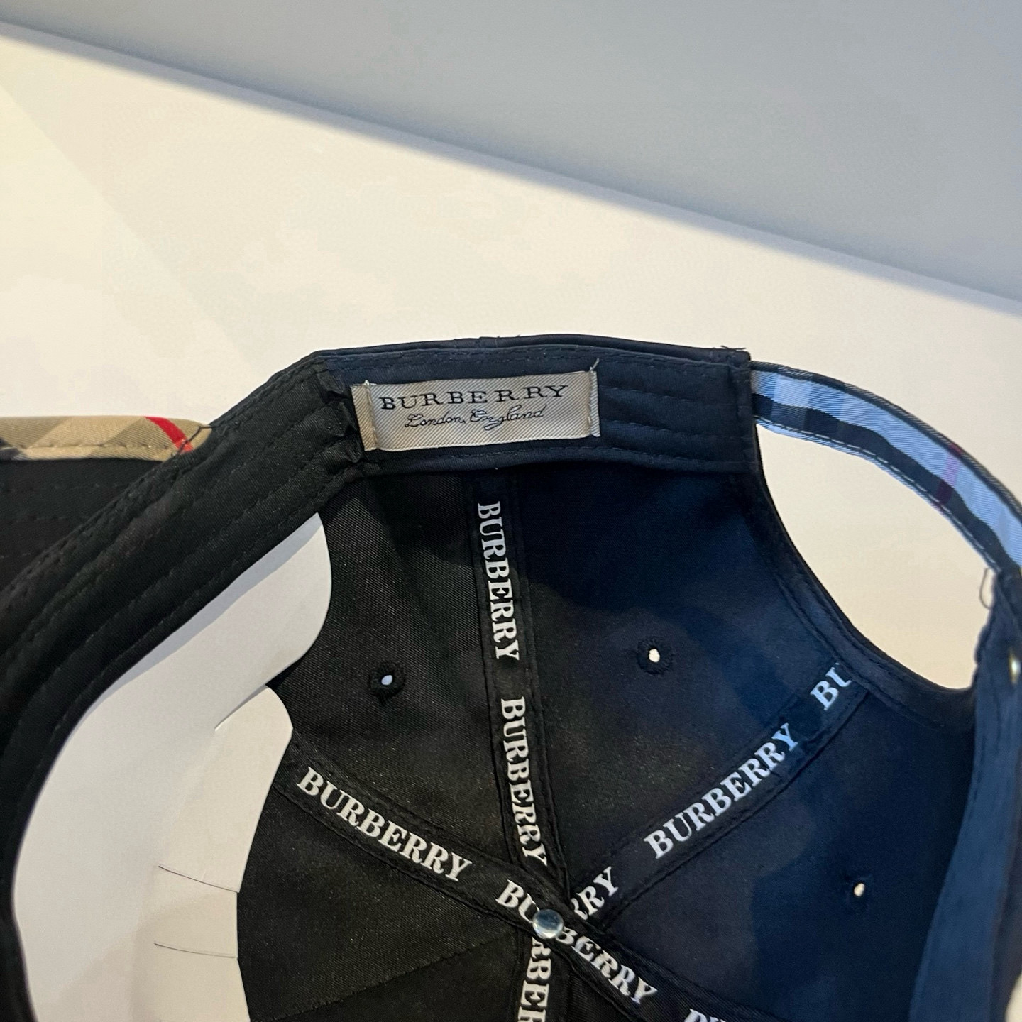  BURBERRY巴宝利早春新款棒球帽，简约尚时风，男女同款！高质品，尊享品质感！