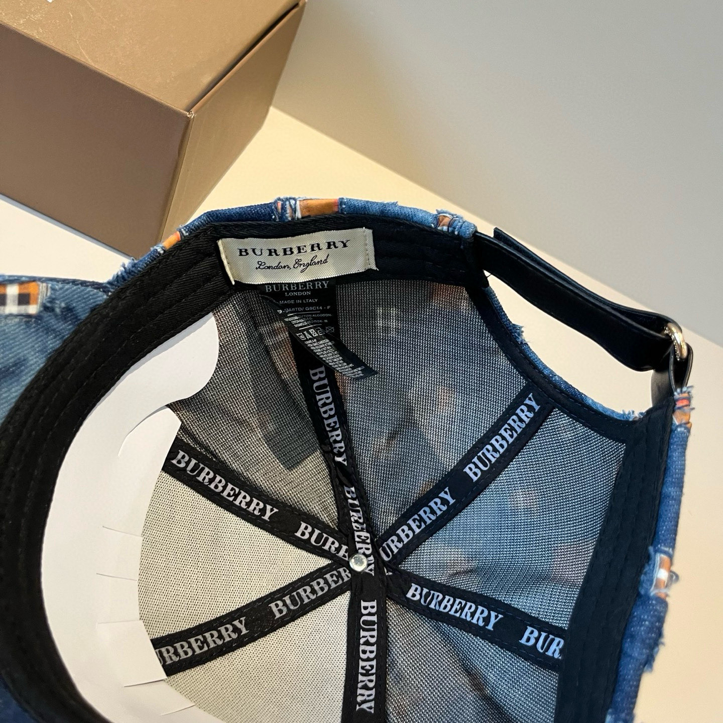  BURBERRY巴宝利早春新款棒球帽，简约尚时风，男女同款！高质品，尊享品质感！