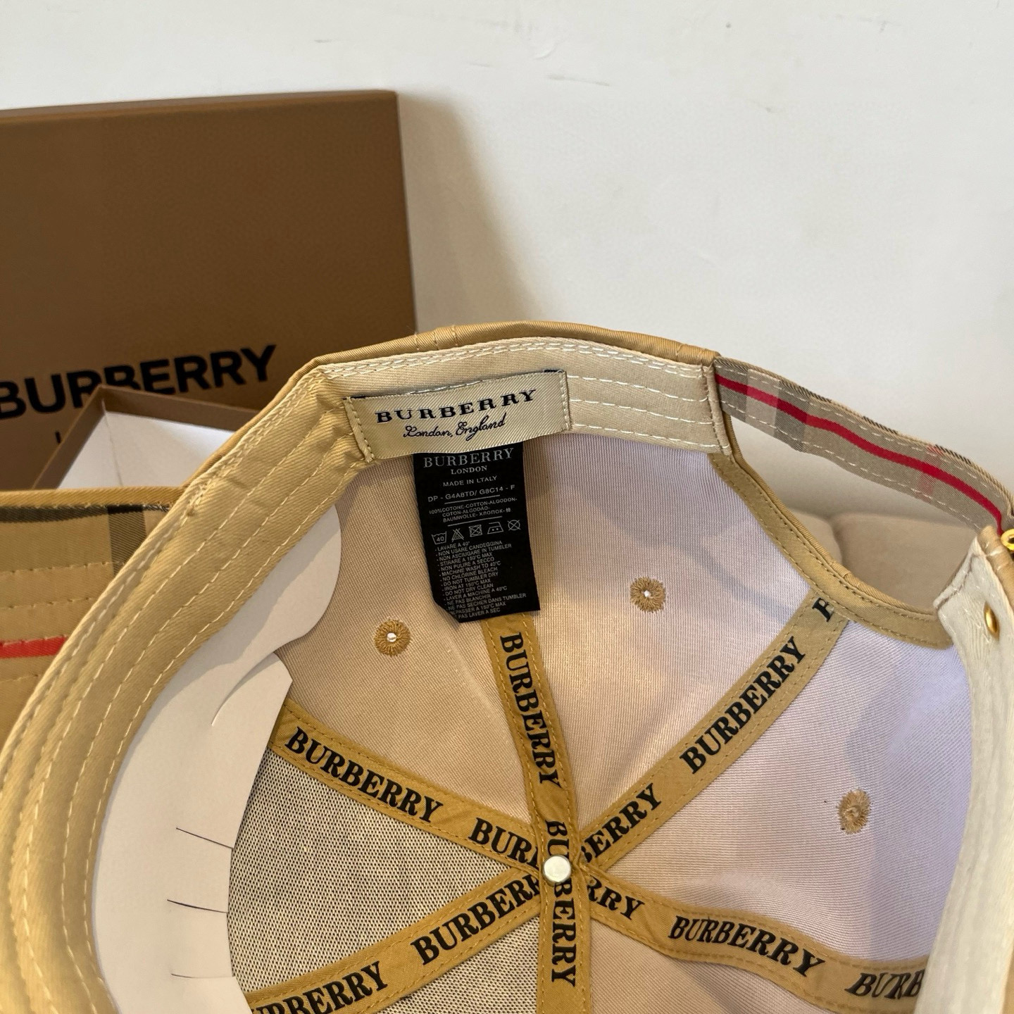  BURBERRY巴宝利早春新款棒球帽，简约尚时风，男女同款！高质品，尊享品质感！