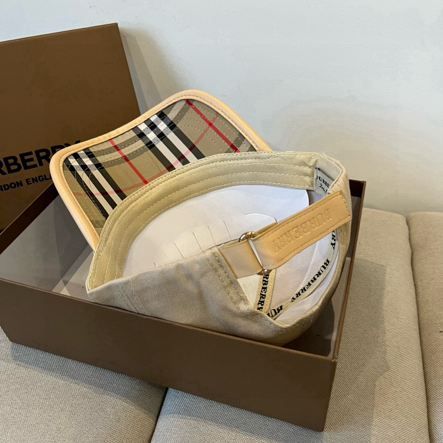  BURBERRY巴宝利早春新款棒球帽，简约尚时风，男女同款！高质品，尊享品质感！