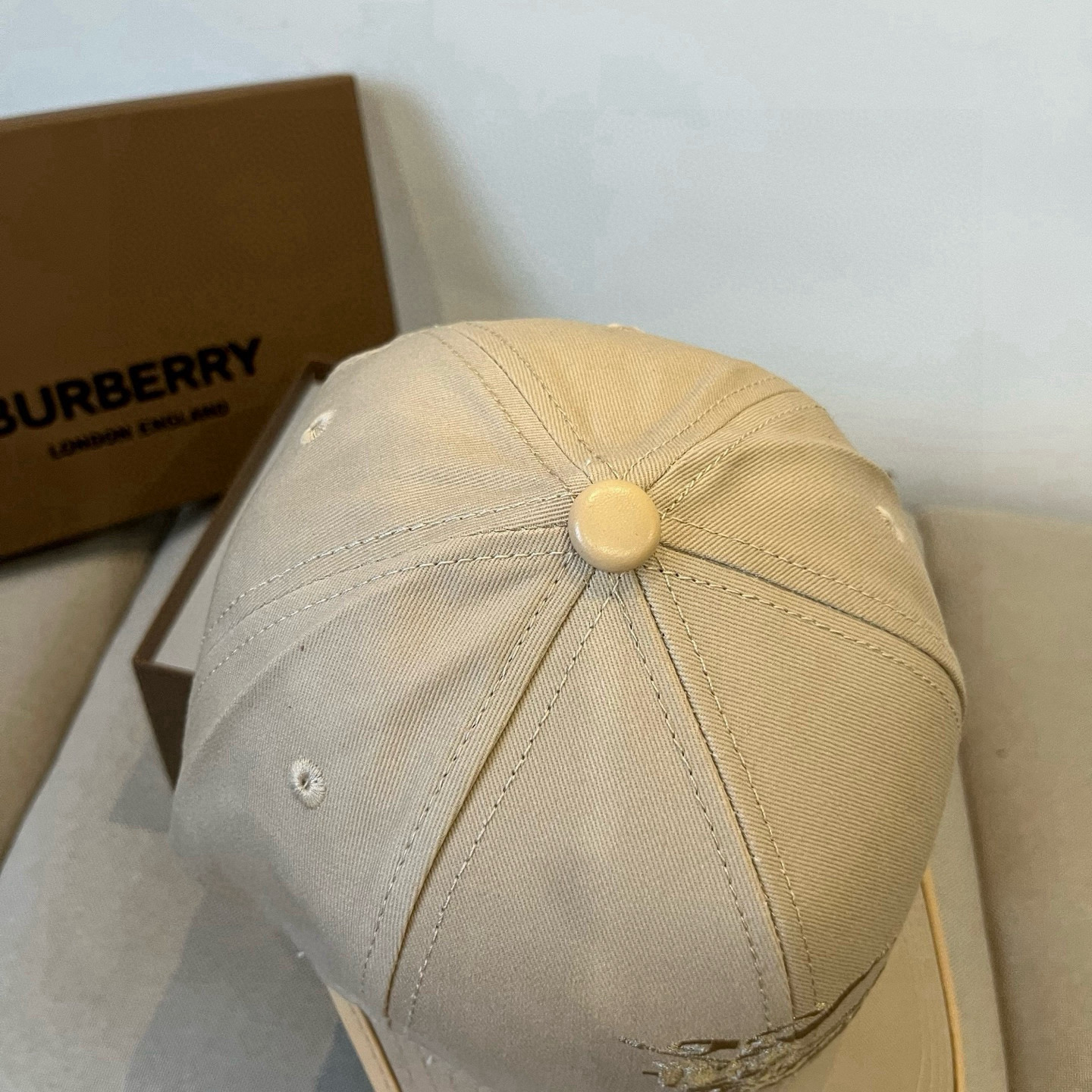  BURBERRY巴宝利早春新款棒球帽，简约尚时风，男女同款！高质品，尊享品质感！