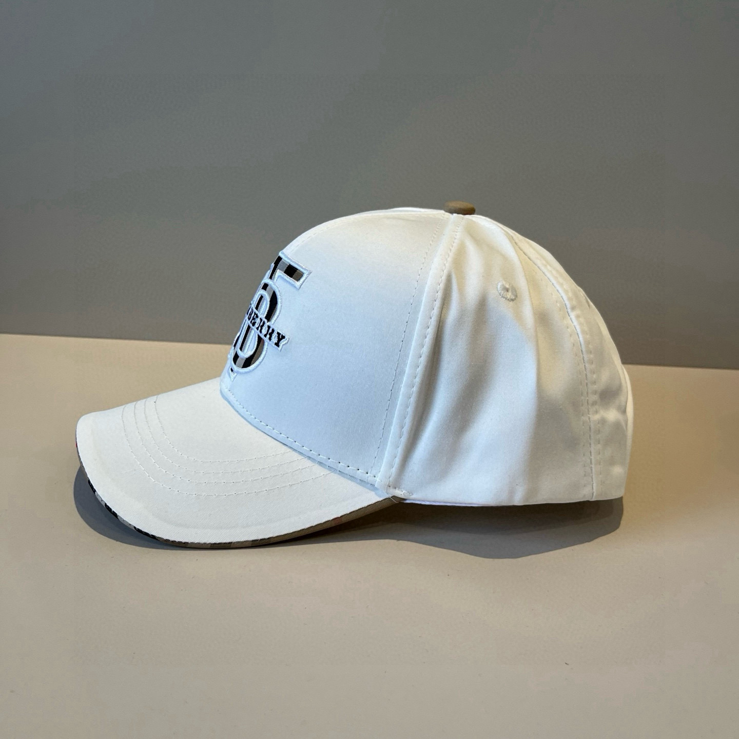  BURBERRY巴宝利早春新款棒球帽，简约尚时风，男女同款！高质品，尊享品质感！