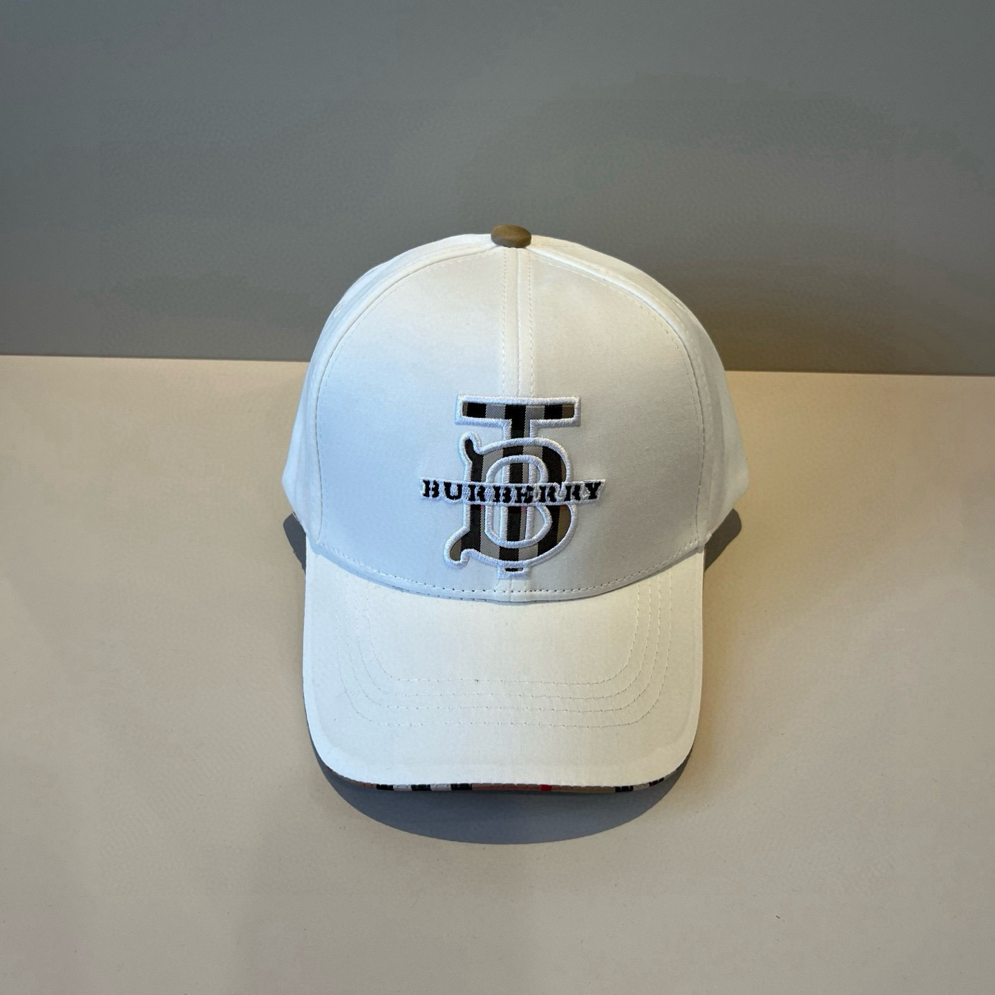  BURBERRY巴宝利早春新款棒球帽，简约尚时风，男女同款！高质品，尊享品质感！