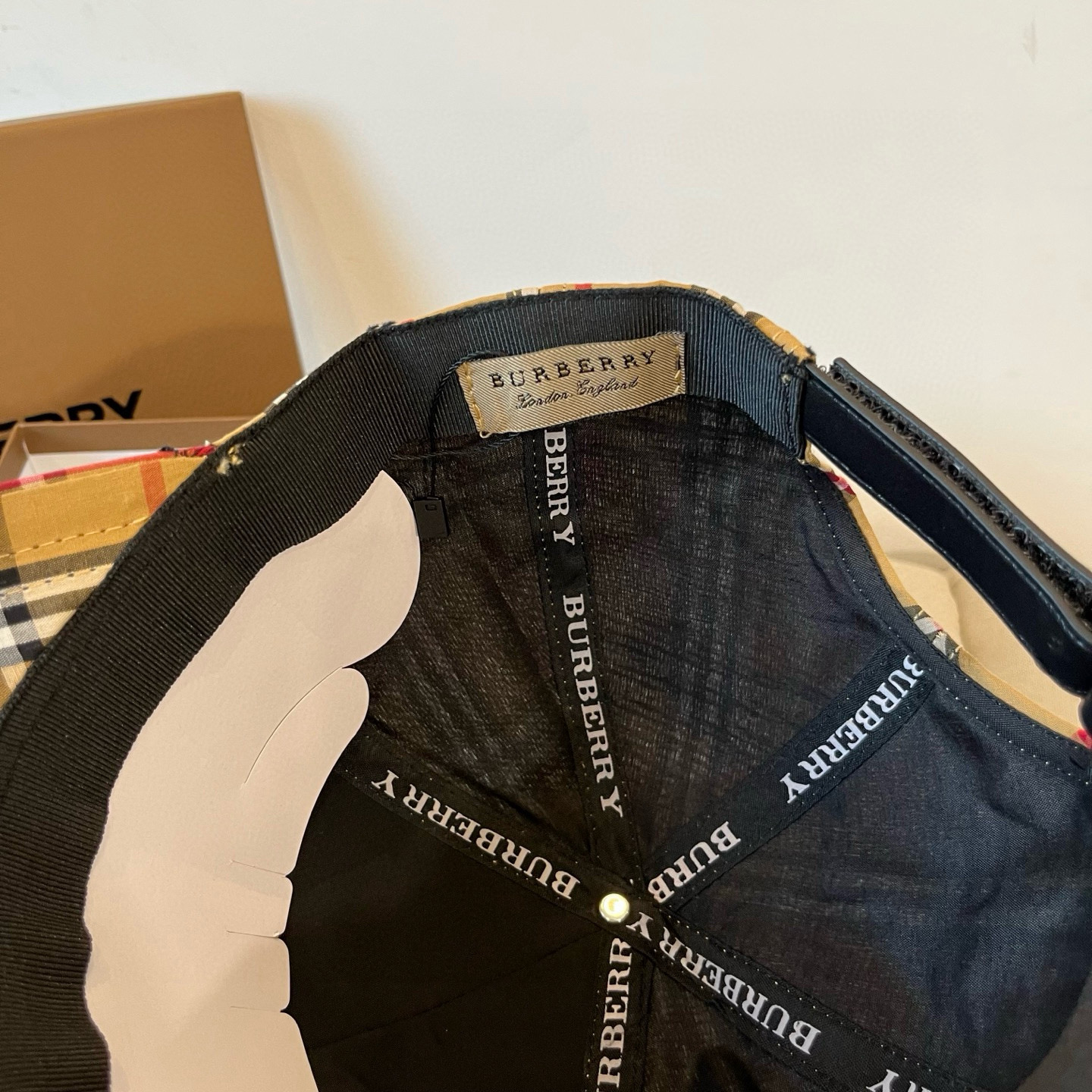  BURBERRY巴宝利早春新款棒球帽，简约尚时风，男女同款！高质品，尊享品质感！