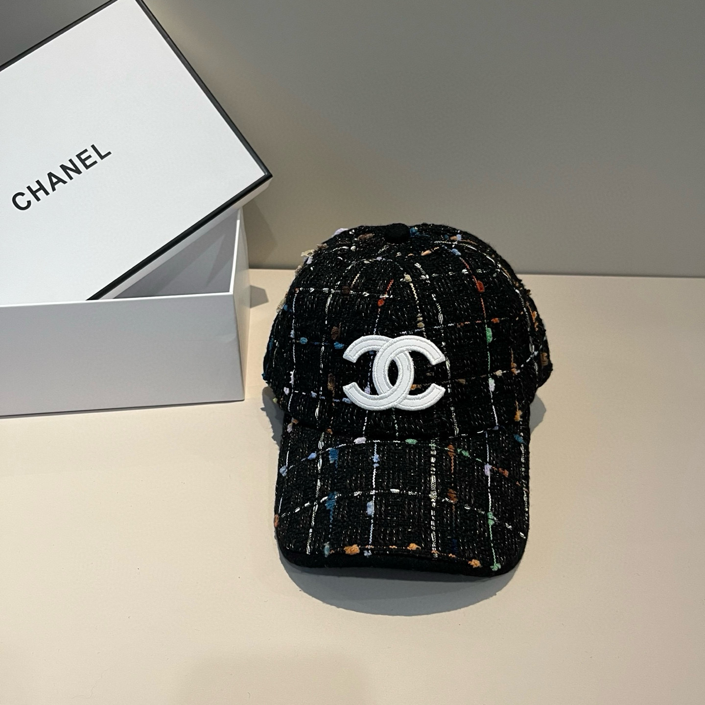 NO:360493,Chanel CHANEL official new baseball cap, Xiaoxiang classic simple, fashionable and casual design New hat, straw hat, fisherman hat, baseball cap, hat, chanel, chanel, espadrilles, hats香奈儿CHANEL 官方新品棒球帽,小香经典简约,时尚休闲设计 跑量新品帽子草帽渔夫帽棒球帽,帽子,chanel,chanel,espadrilles,hats,hat