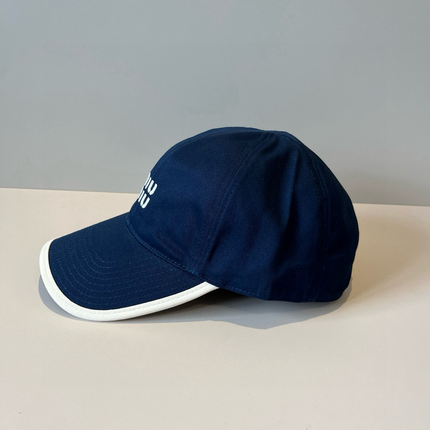  谬谬miumiu 原单春夏新款棒球帽，正品开模订制，原版做工细致质量超赞！