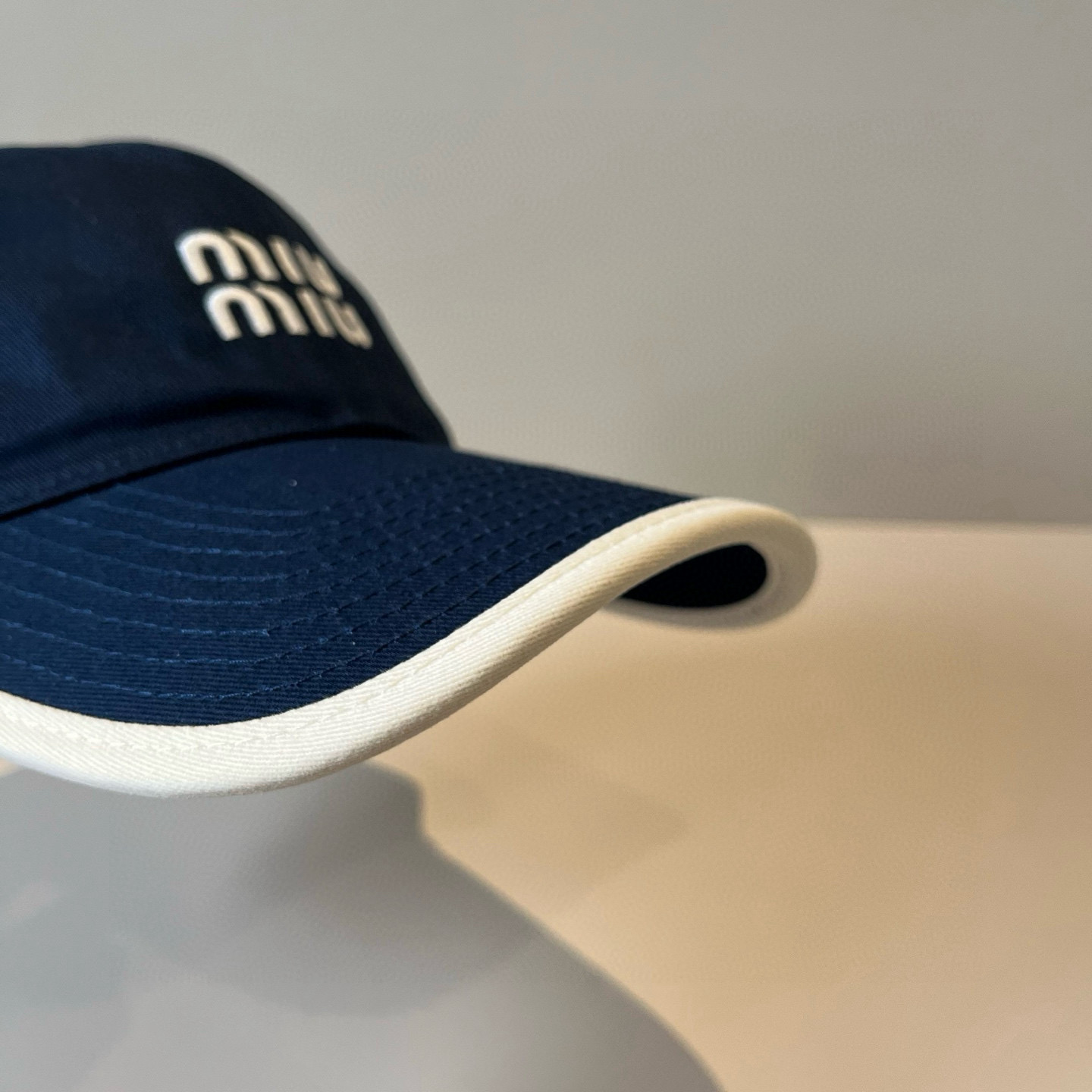  谬谬miumiu 原单春夏新款棒球帽，正品开模订制，原版做工细致质量超赞！