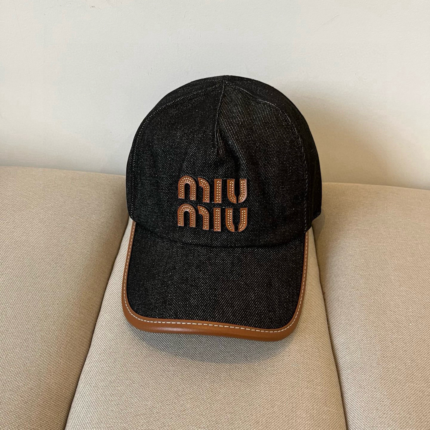  谬谬miumiu 原单春夏新款棒球帽，正品开模订制，原版做工细致质量超赞！