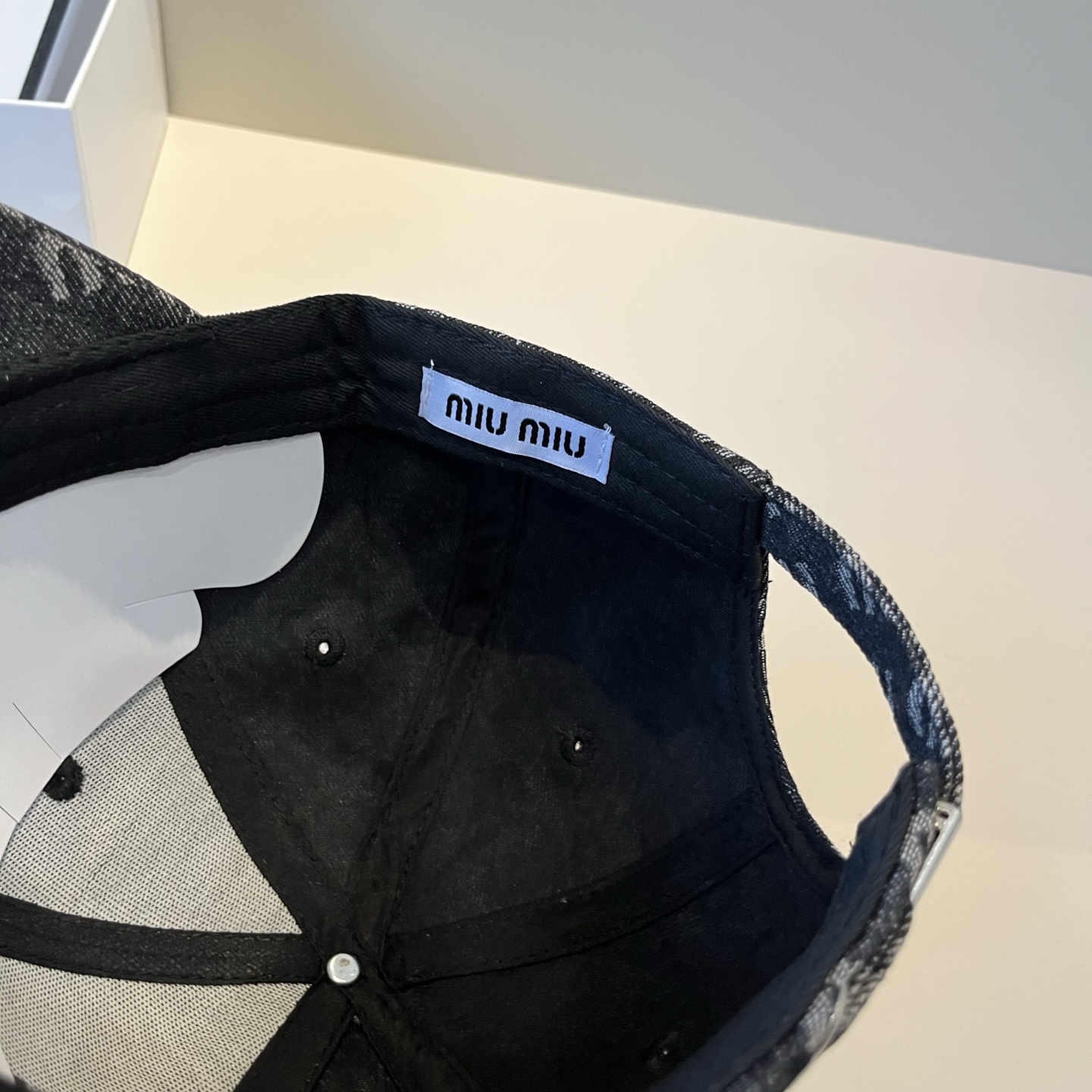  谬谬miumiu 原单春夏新款棒球帽，正品开模订制，原版做工细致质量超赞！