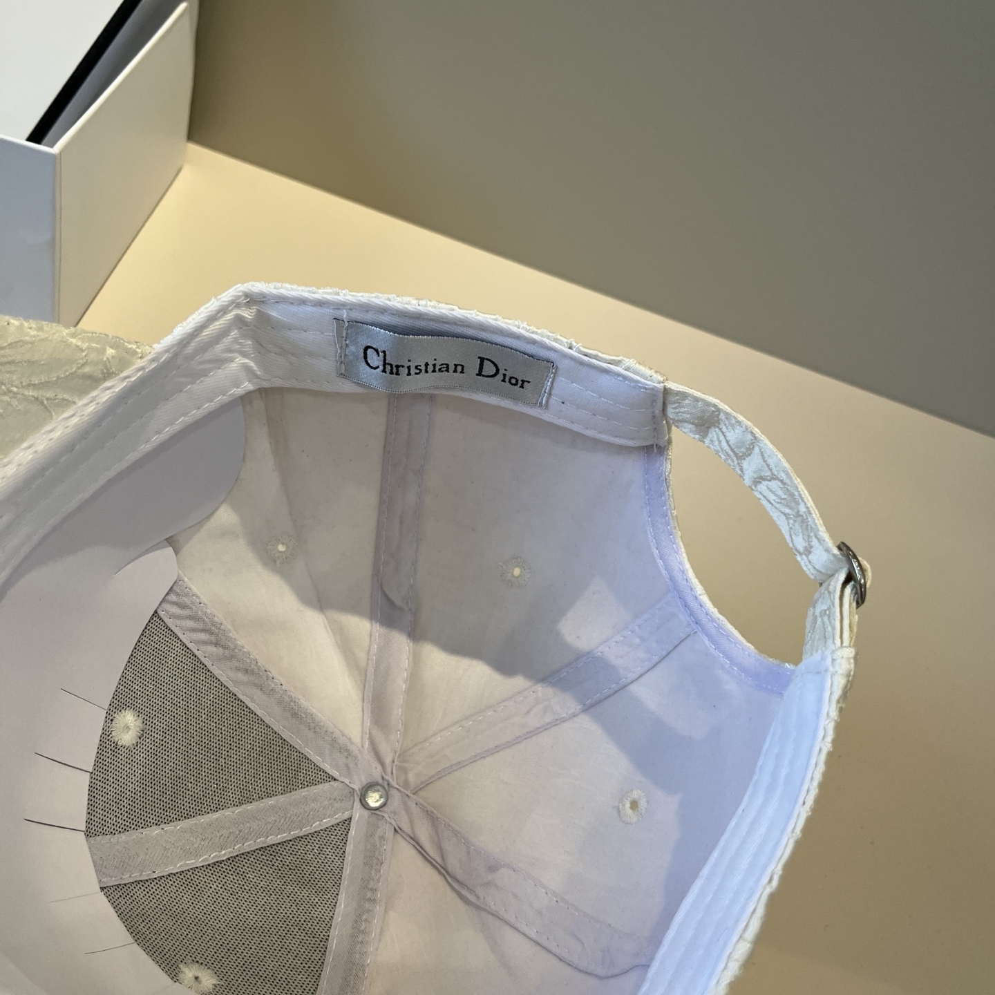 【DIOR迪奥】新款走量简约棒球帽🧢，新款出货，大牌款超好搭配，赶紧入手！