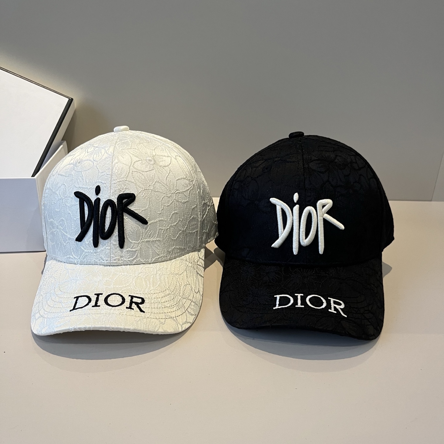 【DIOR迪奥】新款走量简约棒球帽🧢，新款出货，大牌款超好搭配，赶紧入手！