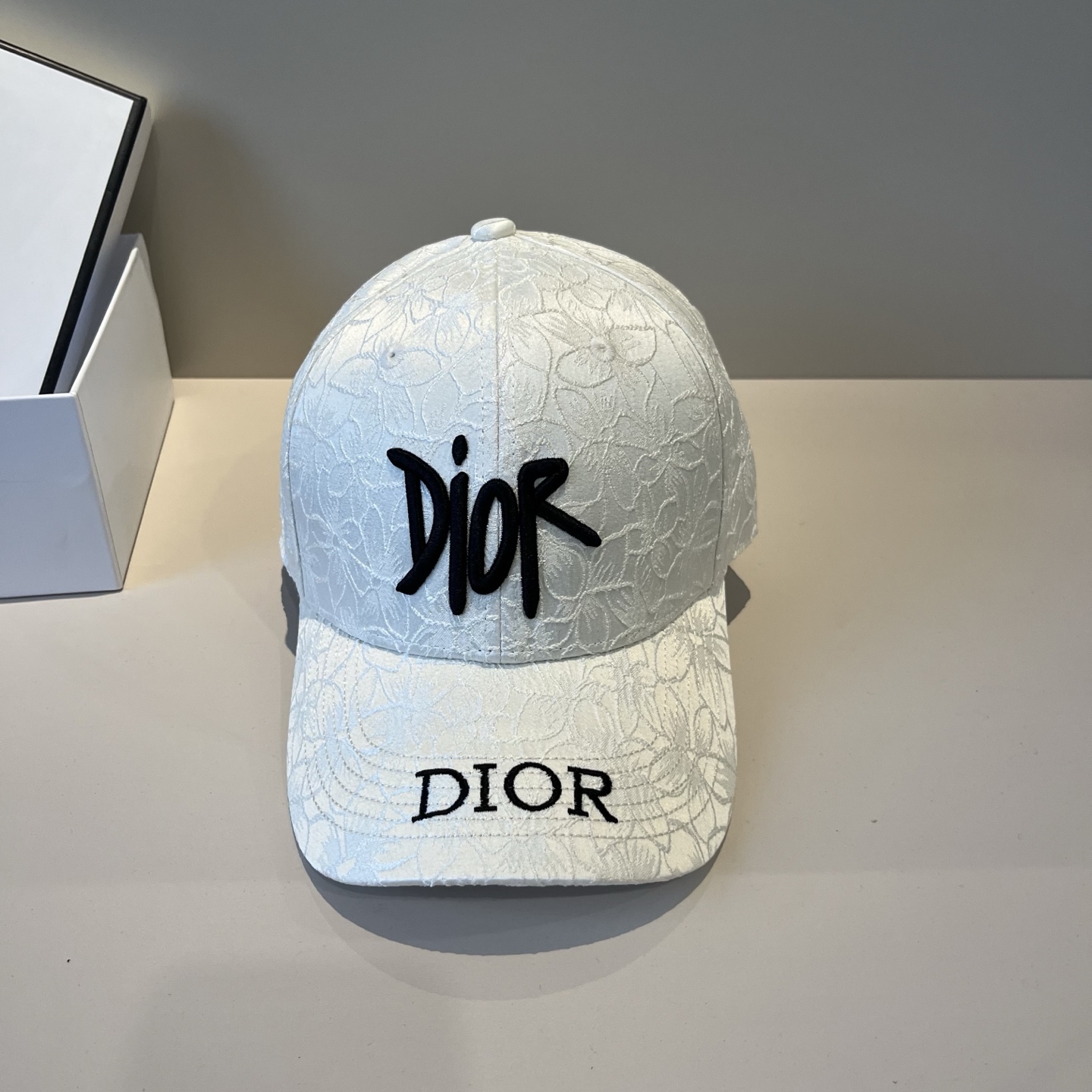【DIOR迪奥】新款走量简约棒球帽🧢，新款出货，大牌款超好搭配，赶紧入手！