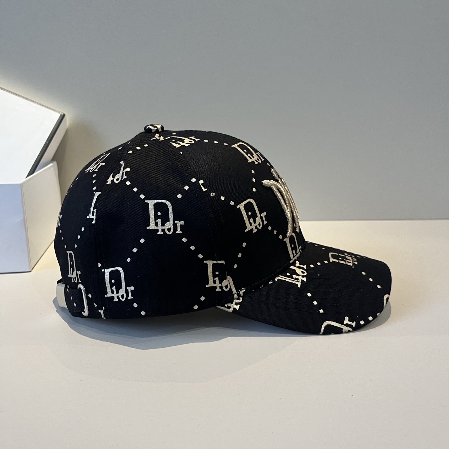 【DIOR迪奥】新款走量简约棒球帽🧢，新款出货，大牌款超好搭配，赶紧入手！