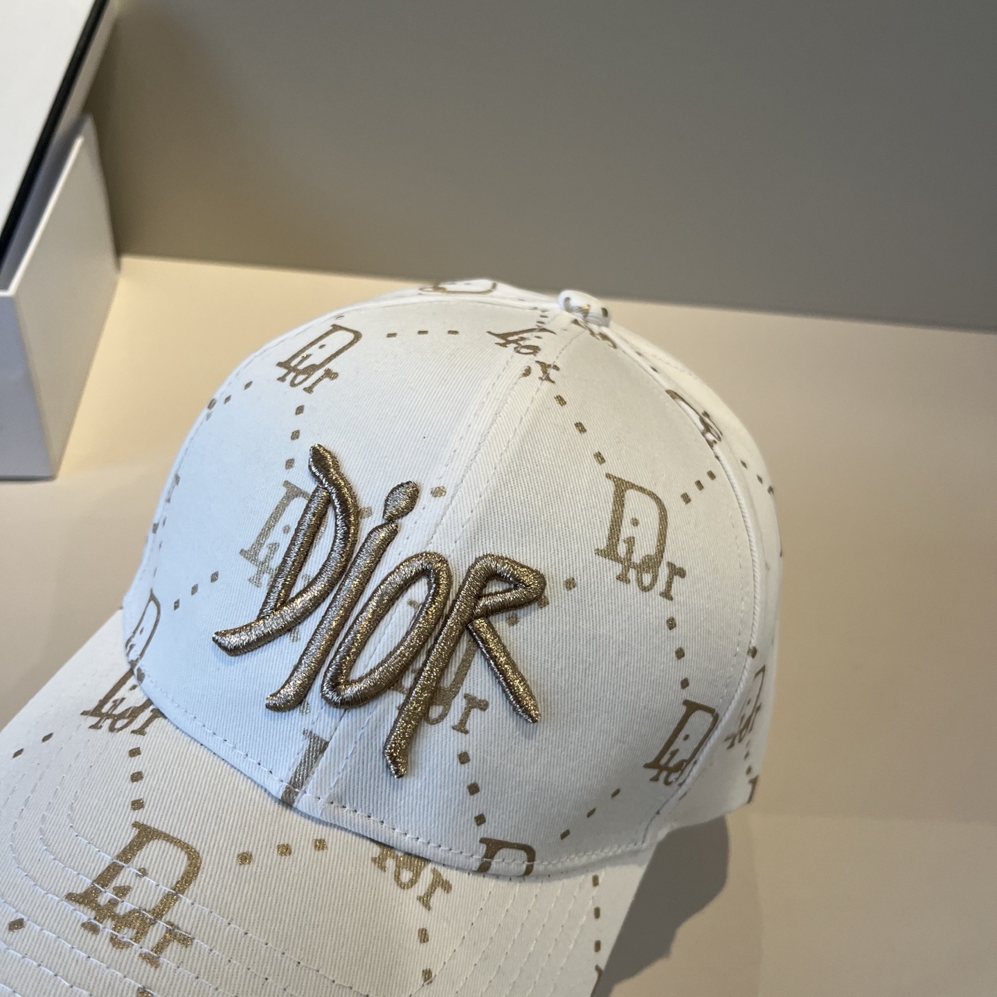 【DIOR迪奥】新款走量简约棒球帽🧢，新款出货，大牌款超好搭配，赶紧入手！