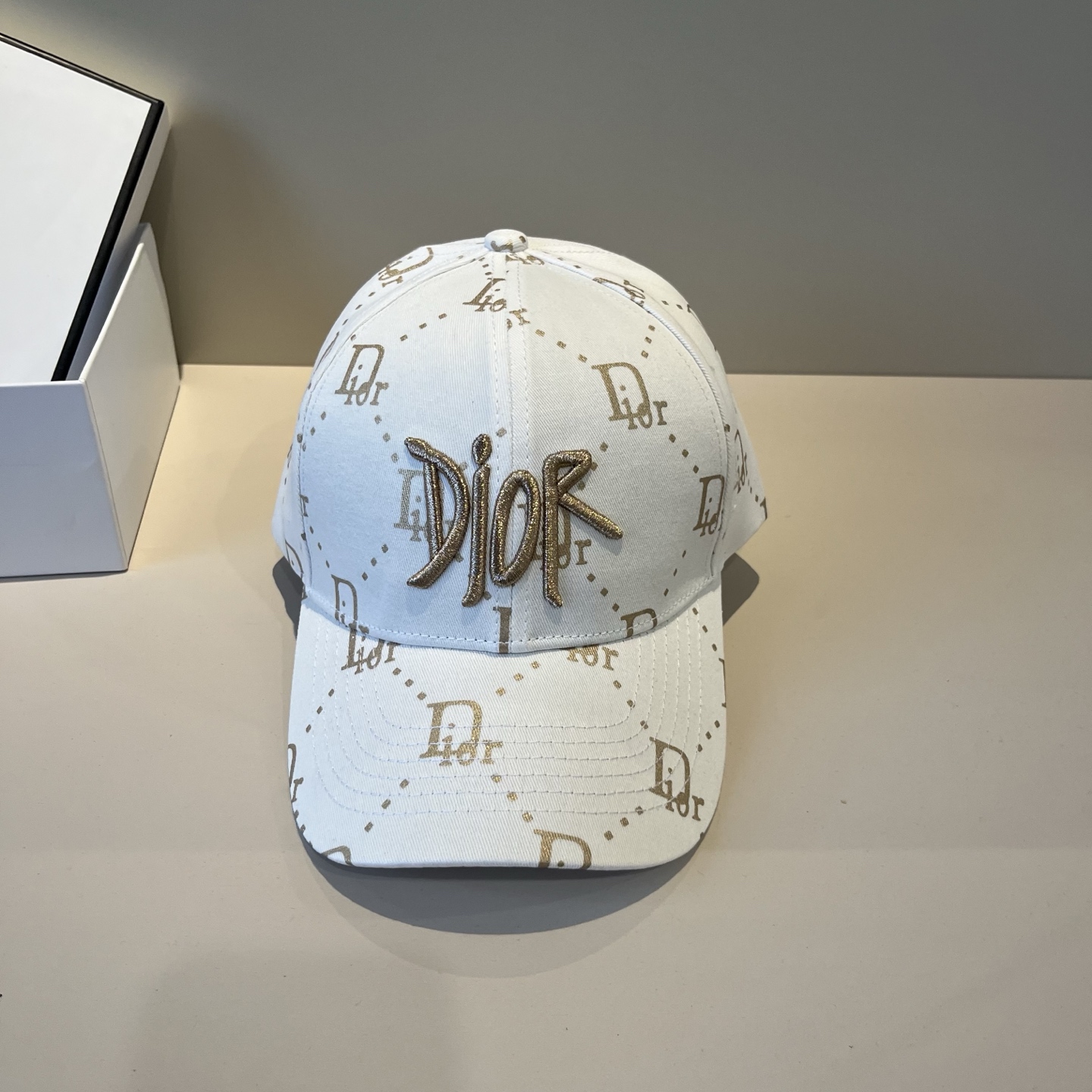 【DIOR迪奥】新款走量简约棒球帽🧢，新款出货，大牌款超好搭配，赶紧入手！