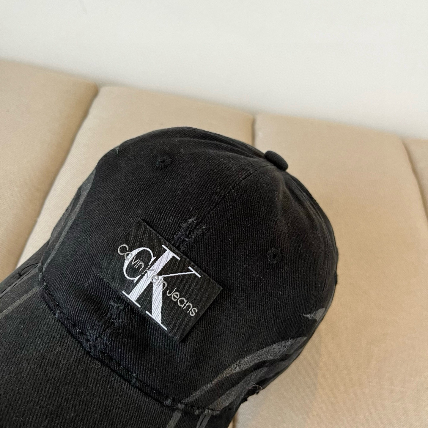  Calvin Klein，CKlogo棒球帽 请认准高端品质市场唯一对版，小红书推荐，时尚百搭，众多明