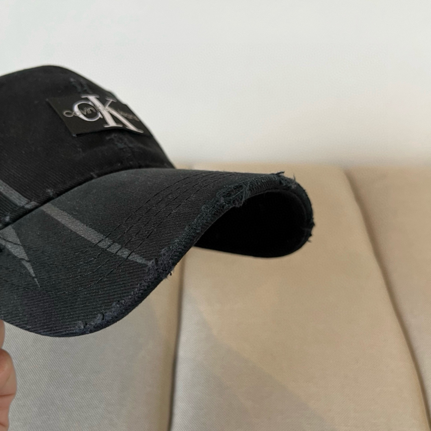  Calvin Klein，CKlogo棒球帽 请认准高端品质市场唯一对版，小红书推荐，时尚百搭，众多明