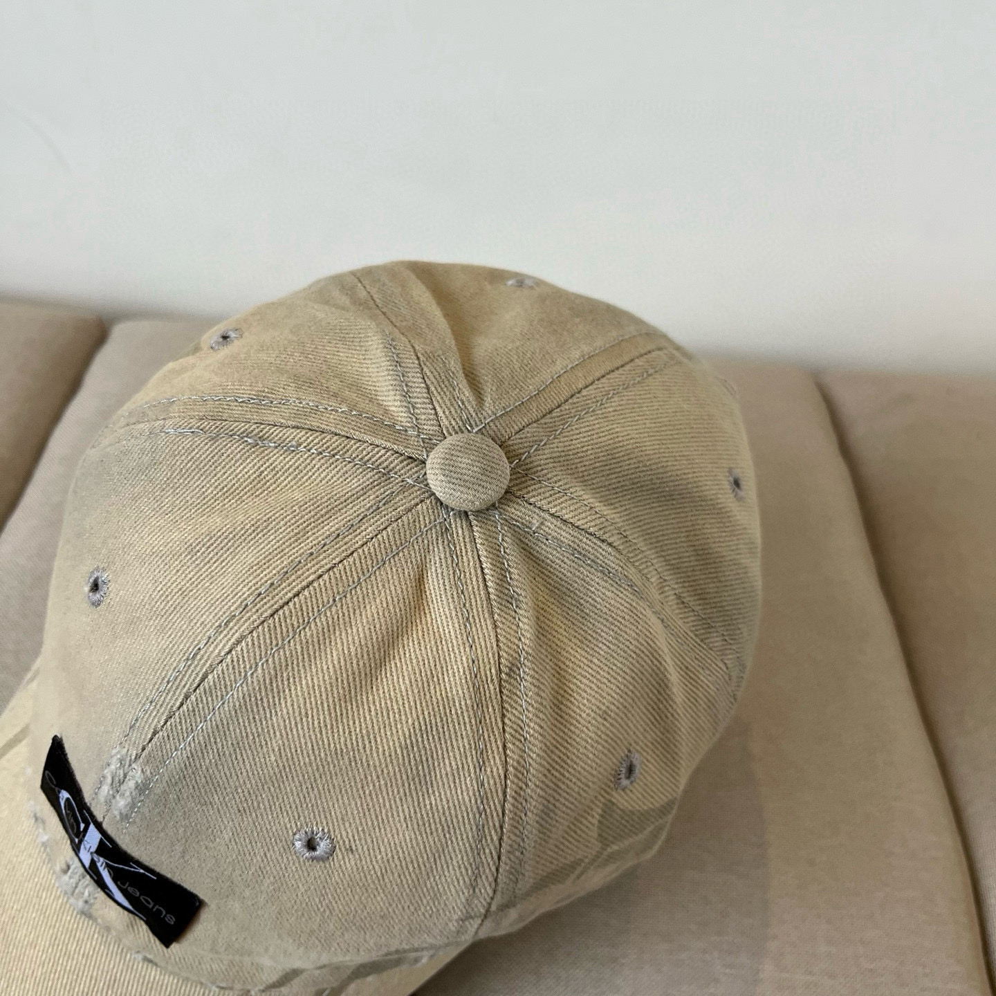  Calvin Klein，CKlogo棒球帽 请认准高端品质市场唯一对版，小红书推荐，时尚百搭，众多明