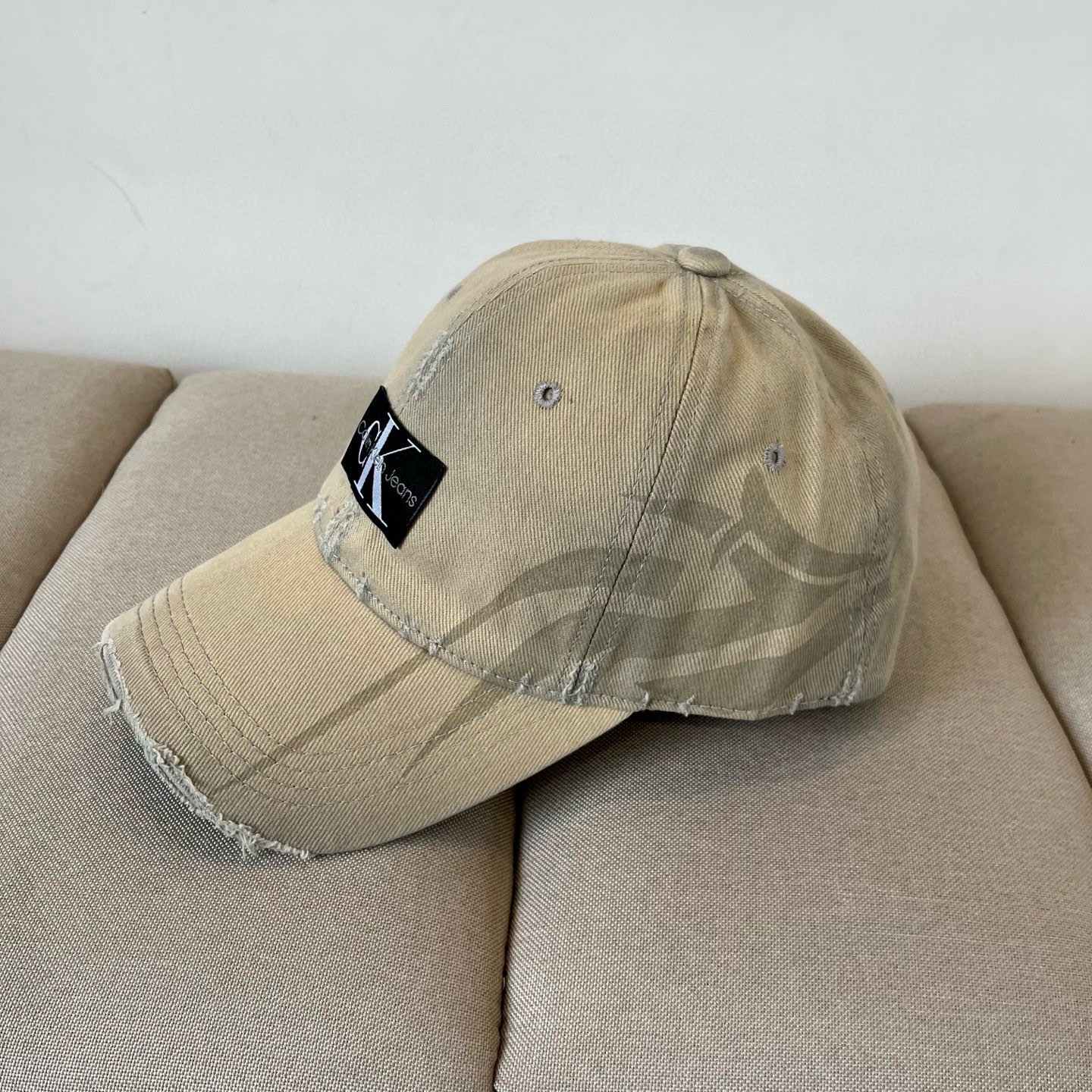  Calvin Klein，CKlogo棒球帽 请认准高端品质市场唯一对版，小红书推荐，时尚百搭，众多明