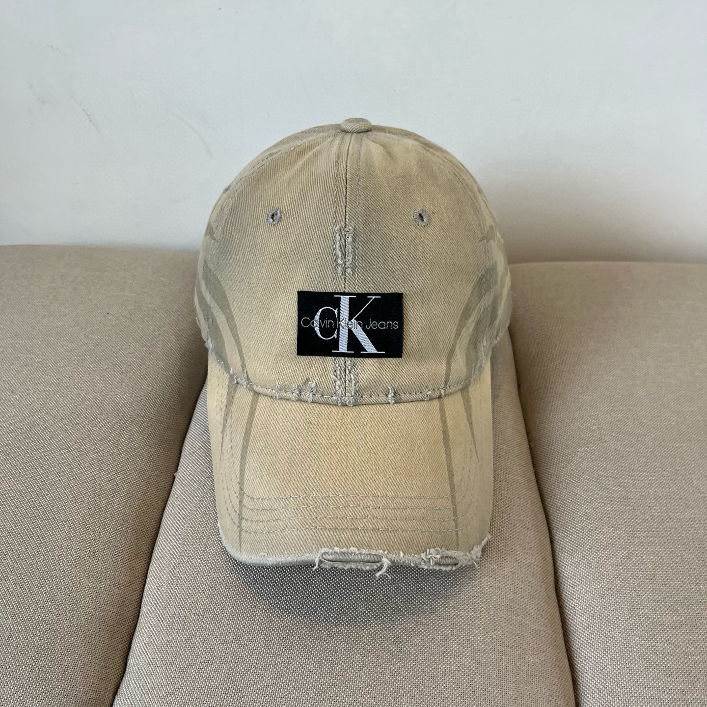  Calvin Klein，CKlogo棒球帽 请认准高端品质市场唯一对版，小红书推荐，时尚百搭，众多明