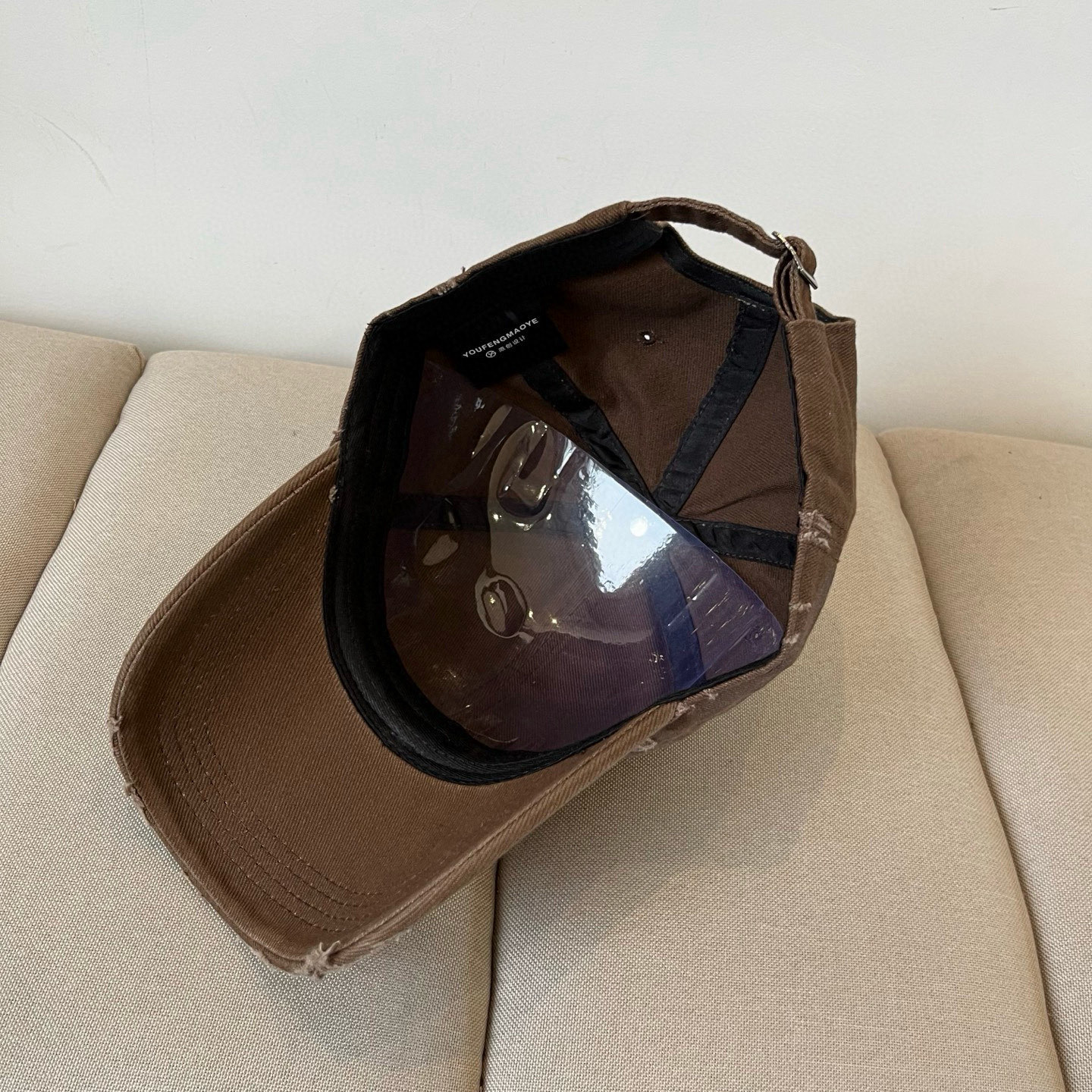  Calvin Klein，CKlogo棒球帽 请认准高端品质市场唯一对版，小红书推荐，时尚百搭，众多明