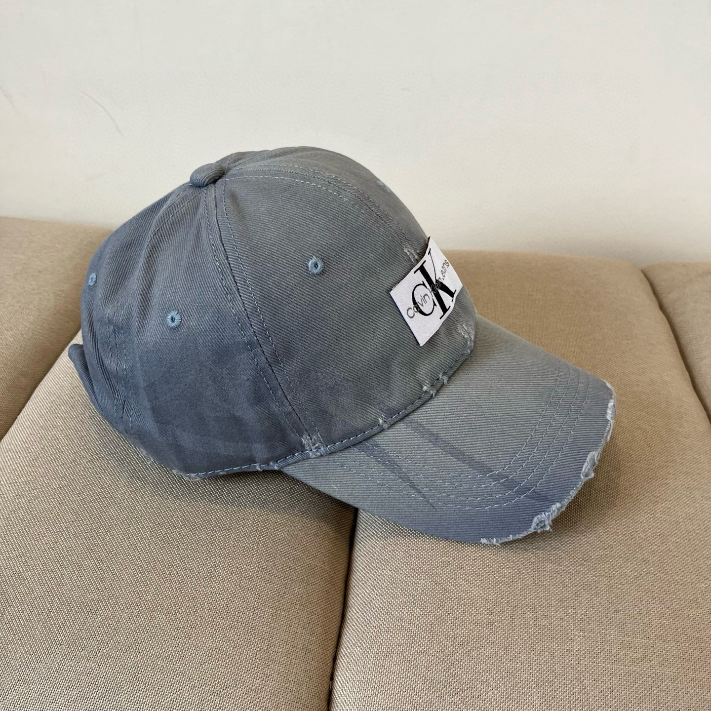  Calvin Klein，CKlogo棒球帽 请认准高端品质市场唯一对版，小红书推荐，时尚百搭，众多明