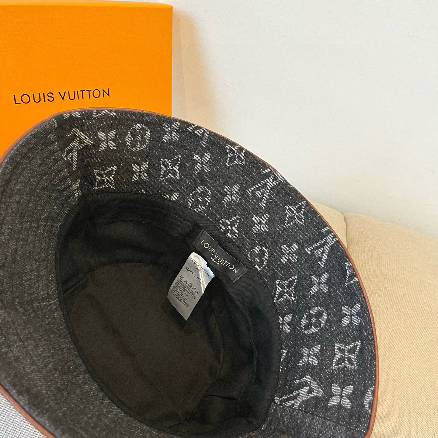  路易威登棒球帽 LouisVuitton😍新款LV渔夫帽，重工打造♥️高端大气，百搭款🤗男女通用！跑量