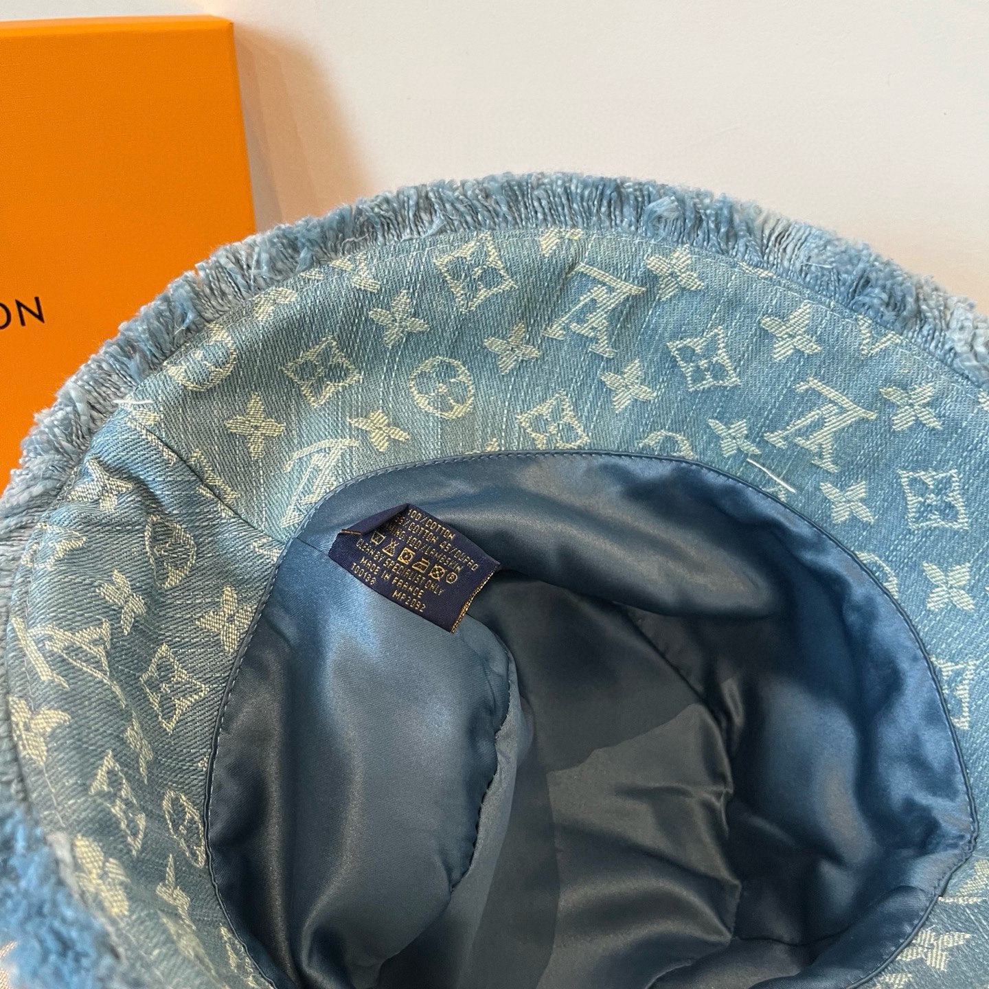  路易威登棒球帽 LouisVuitton😍新款LV渔夫帽，重工打造♥️高端大气，百搭款🤗男女通用！跑量