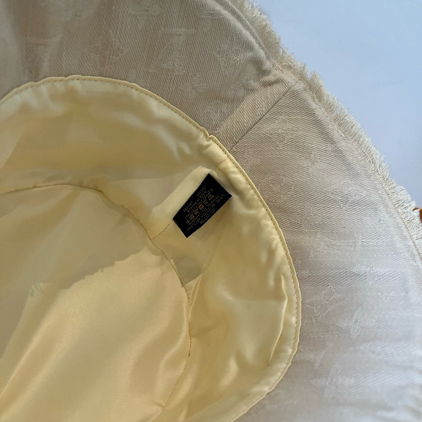  路易威登棒球帽 LouisVuitton😍新款LV渔夫帽，重工打造♥️高端大气，百搭款🤗男女通用！跑量