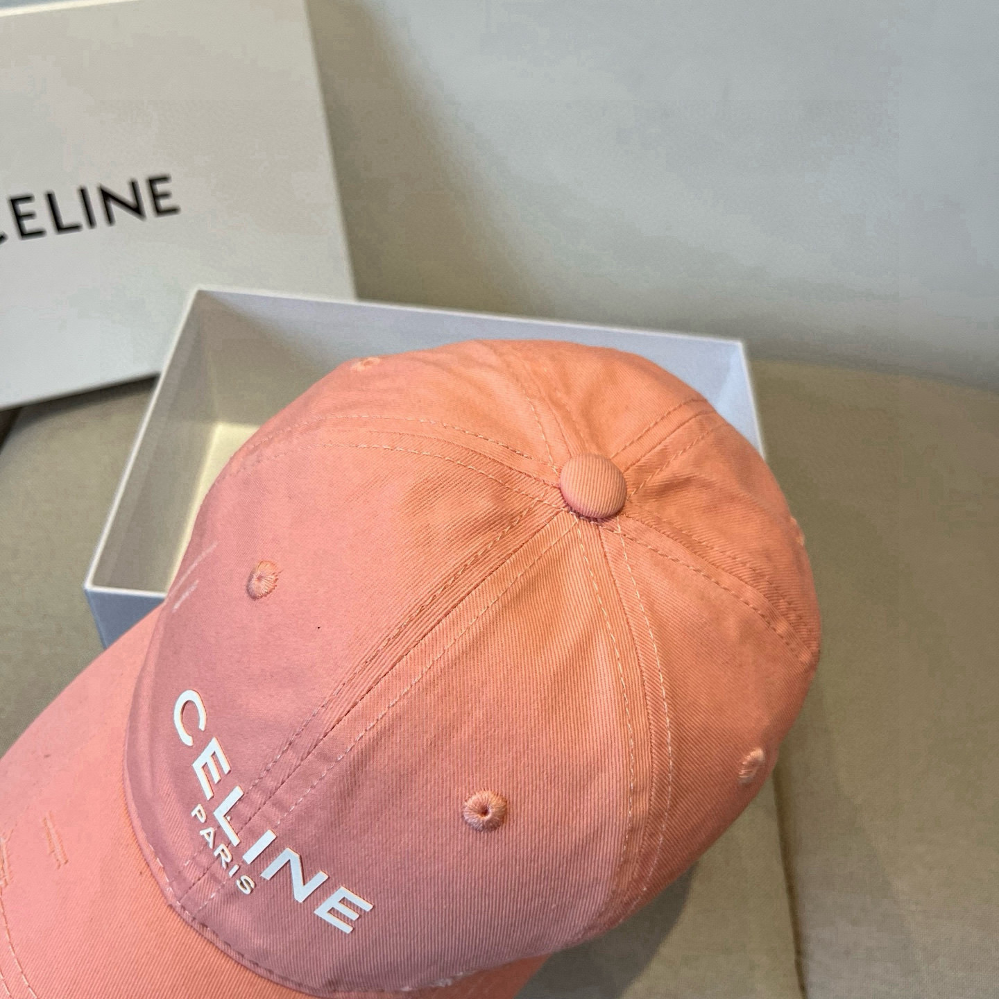 【CELINE赛琳】新款经典休闲潮流款 棒球帽🧢日韩风格，随便搭配都超好看！出门旅游，绝对要入手的一款