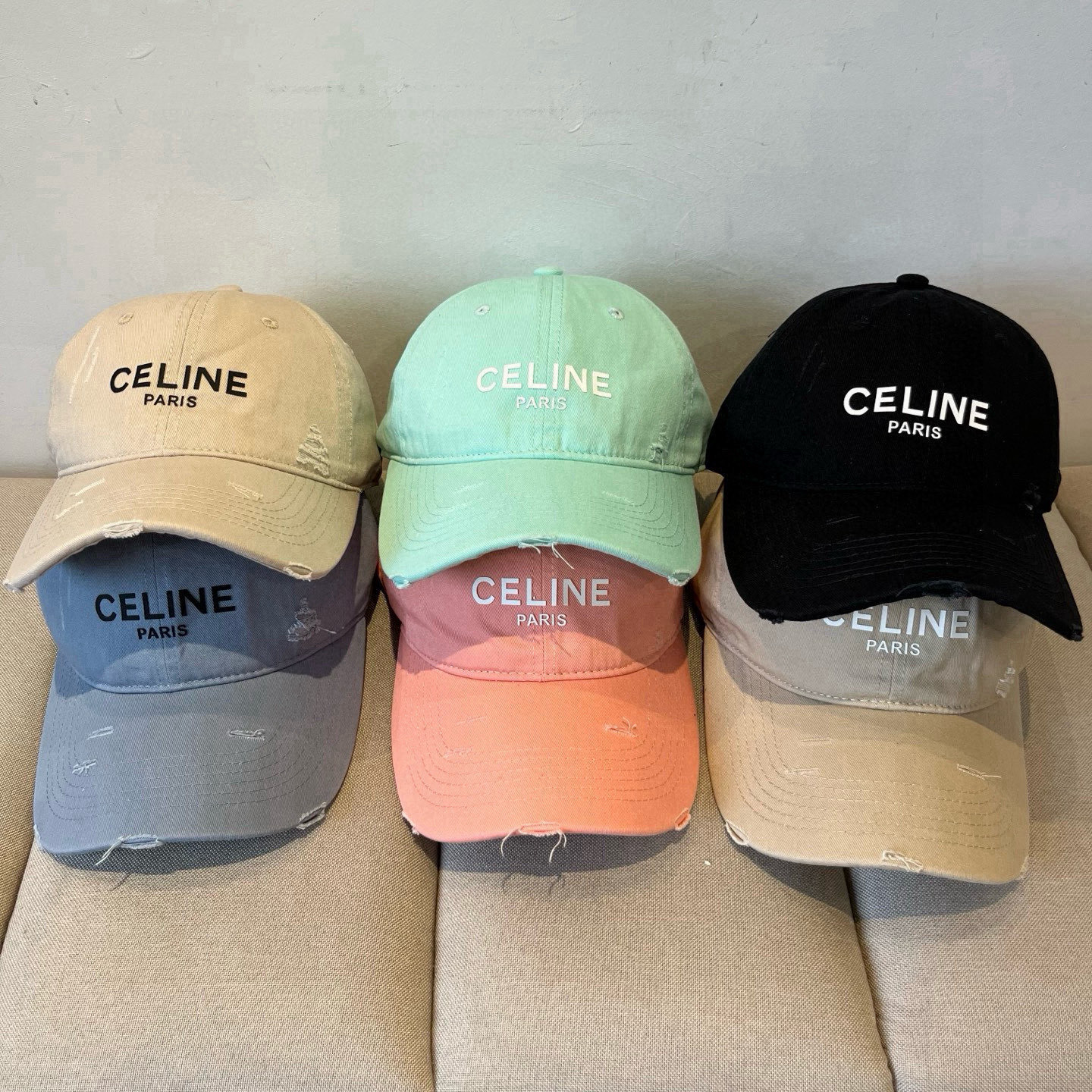 【CELINE赛琳】新款经典休闲潮流款 棒球帽🧢日韩风格，随便搭配都超好看！出门旅游，绝对要入手的一款
