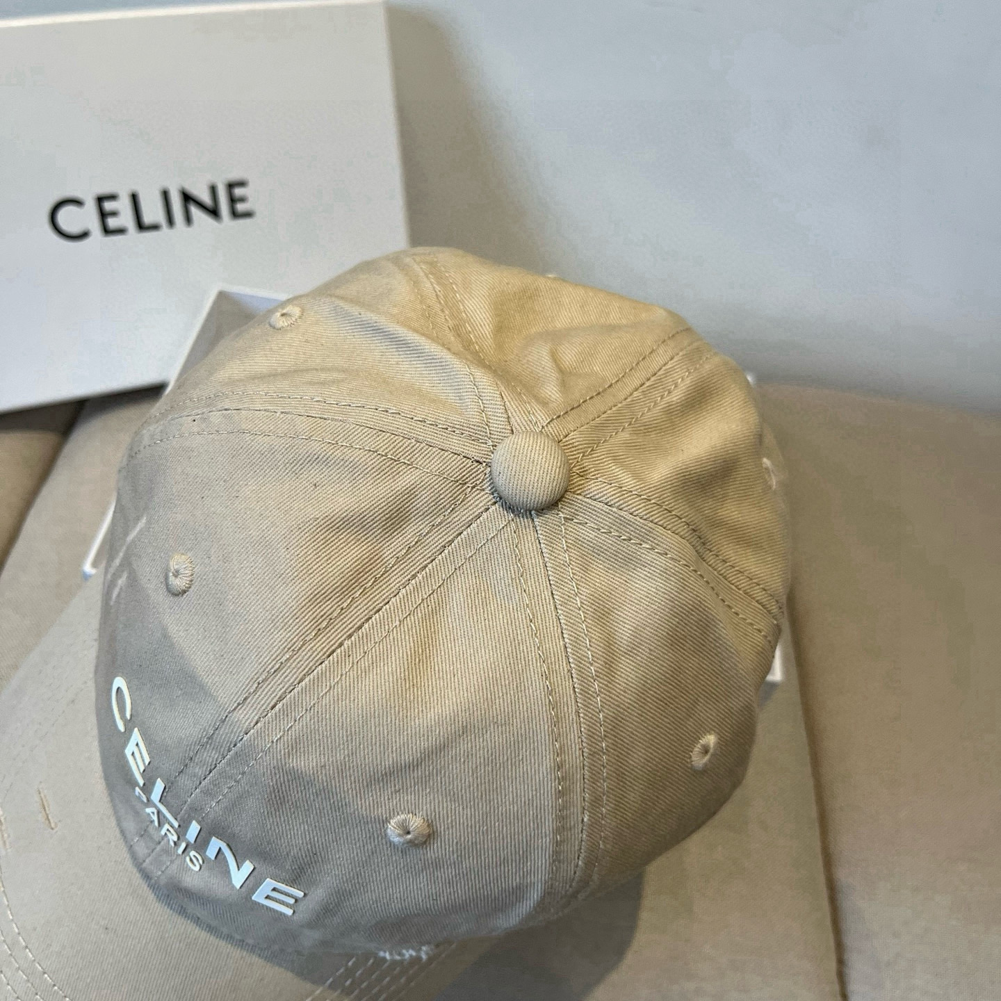 【CELINE赛琳】新款经典休闲潮流款 棒球帽🧢日韩风格，随便搭配都超好看！出门旅游，绝对要入手的一款