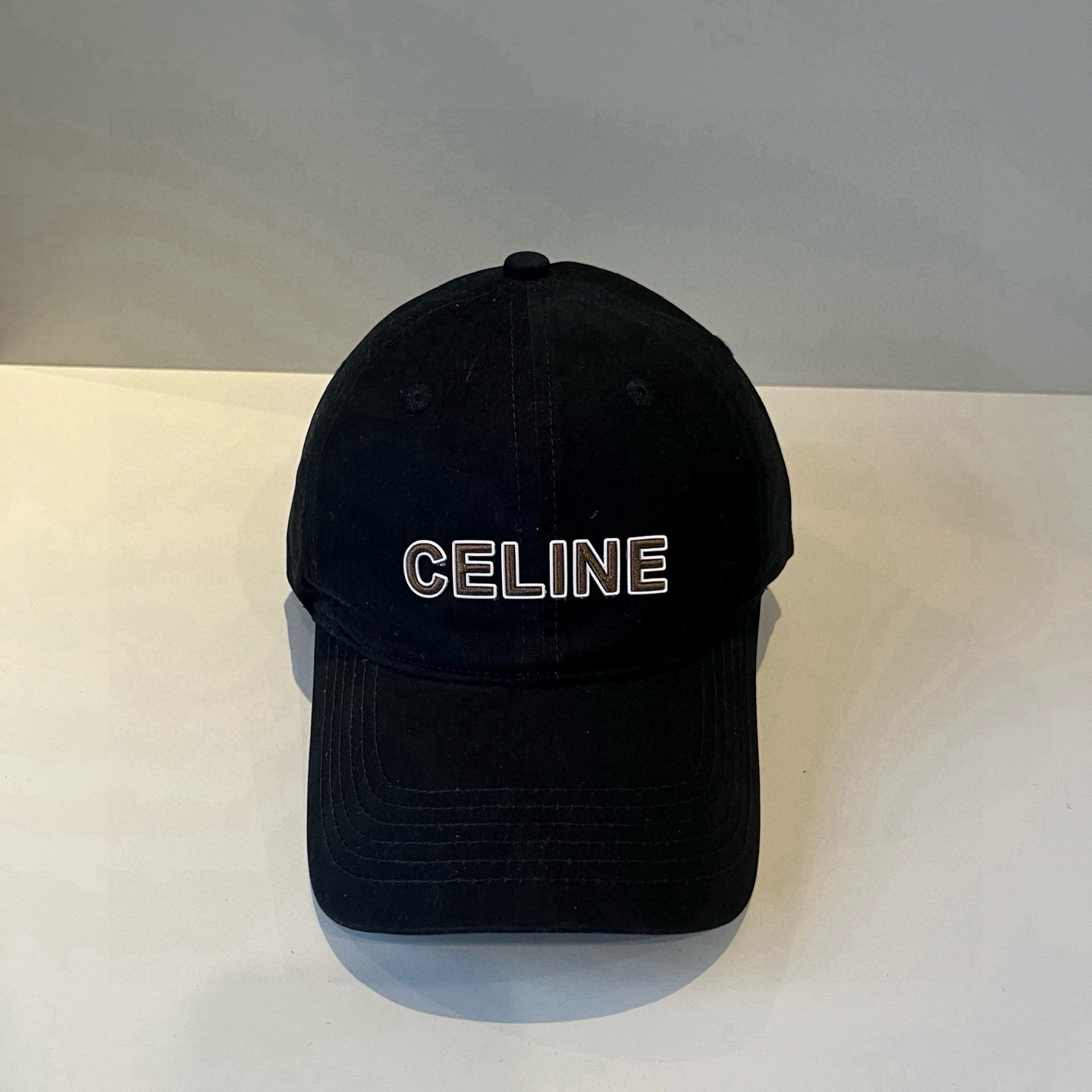 【CELINE赛琳】新款经典休闲潮流款 棒球帽🧢日韩风格，随便搭配都超好看！出门旅游，绝对要入手的一款