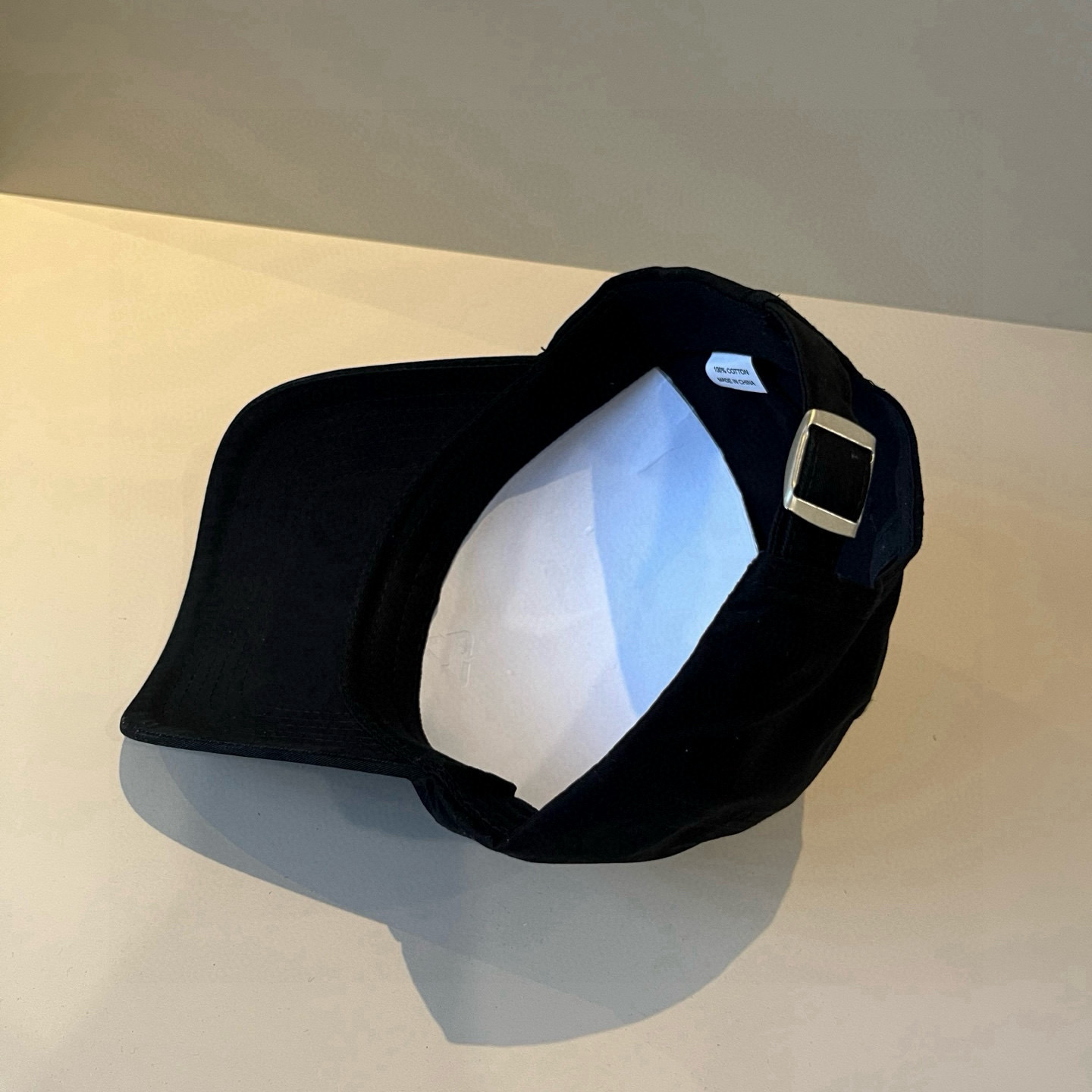 【CELINE赛琳】新款经典休闲潮流款 棒球帽🧢日韩风格，随便搭配都超好看！出门旅游，绝对要入手的一款