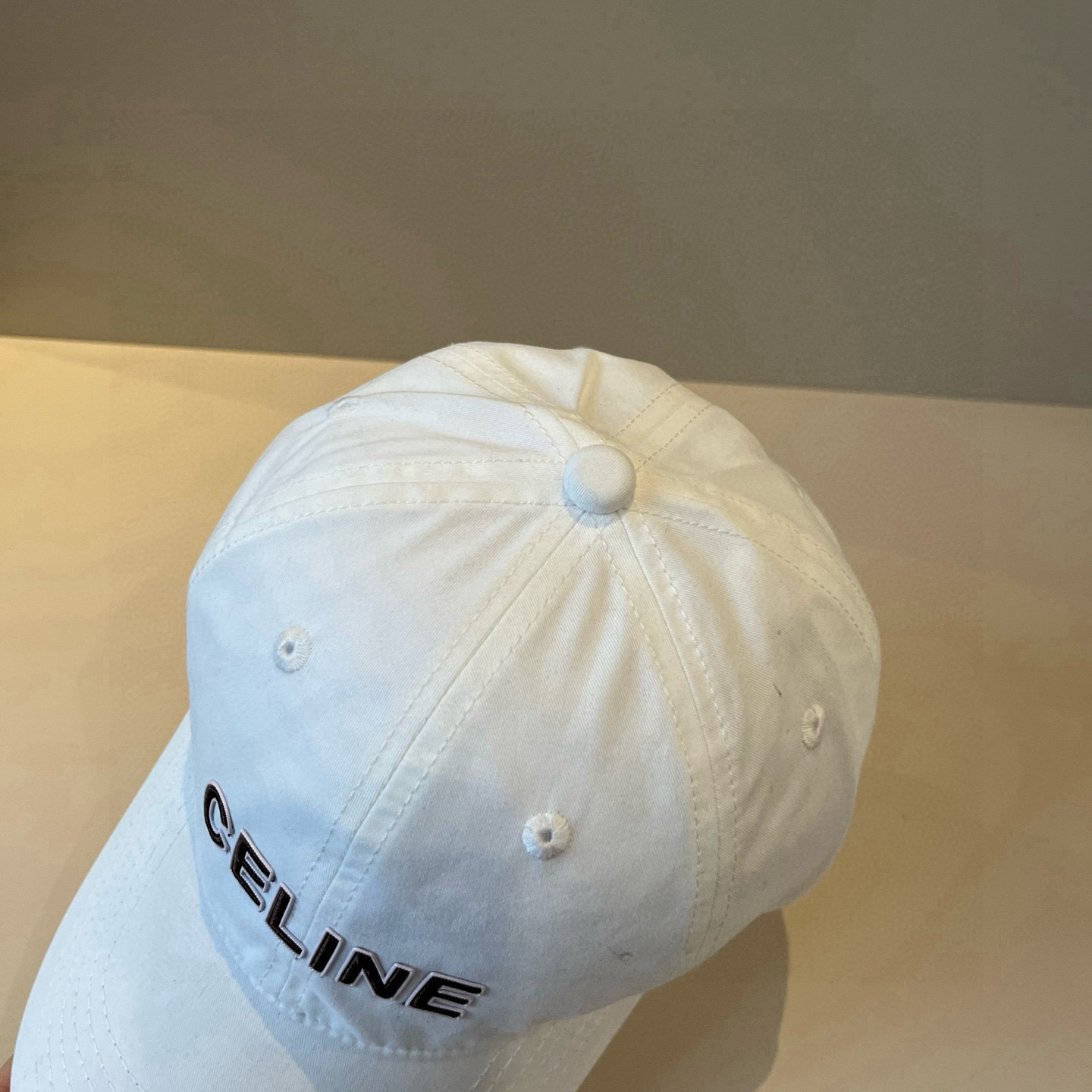 【CELINE赛琳】新款经典休闲潮流款 棒球帽🧢日韩风格，随便搭配都超好看！出门旅游，绝对要入手的一款