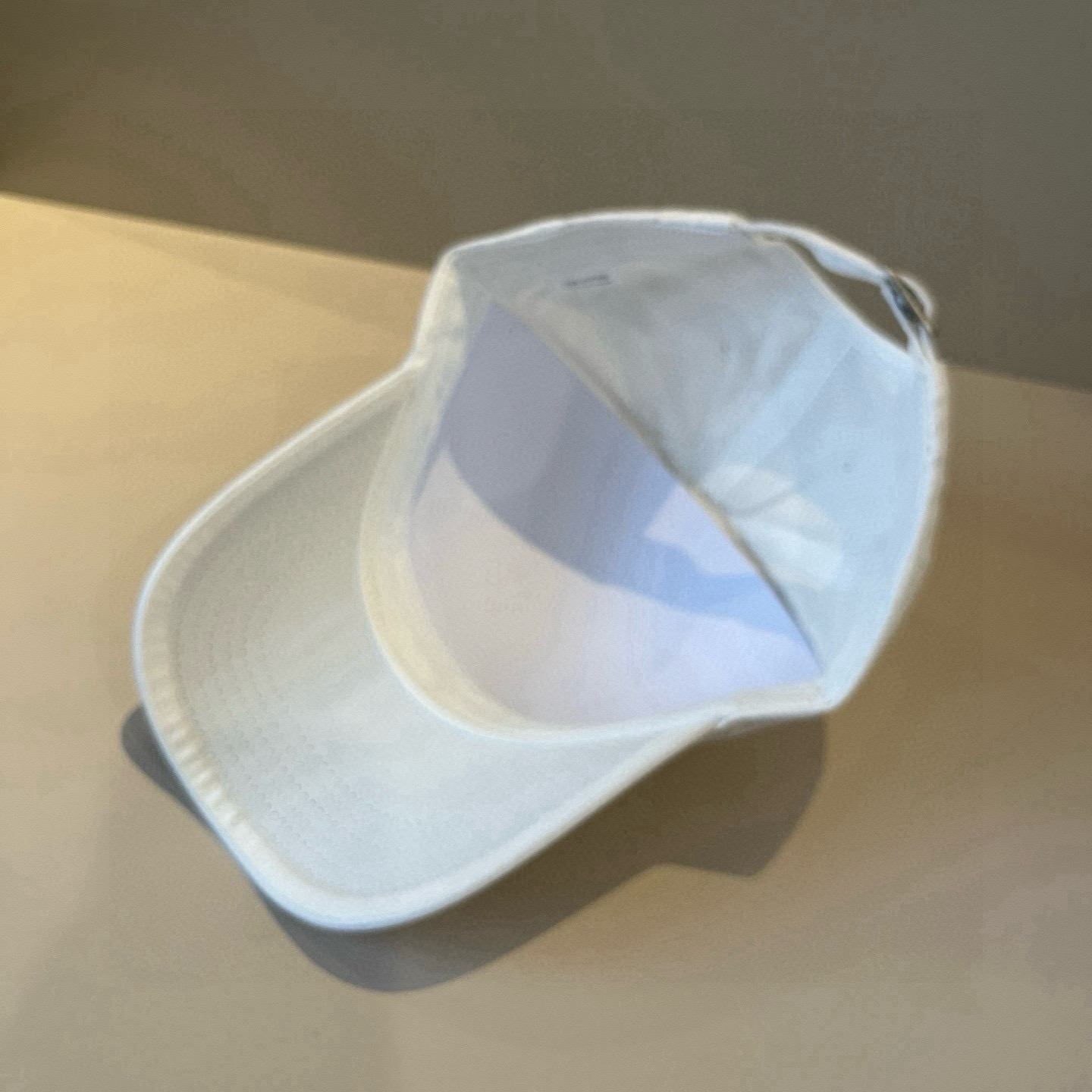 【CELINE赛琳】新款经典休闲潮流款 棒球帽🧢日韩风格，随便搭配都超好看！出门旅游，绝对要入手的一款