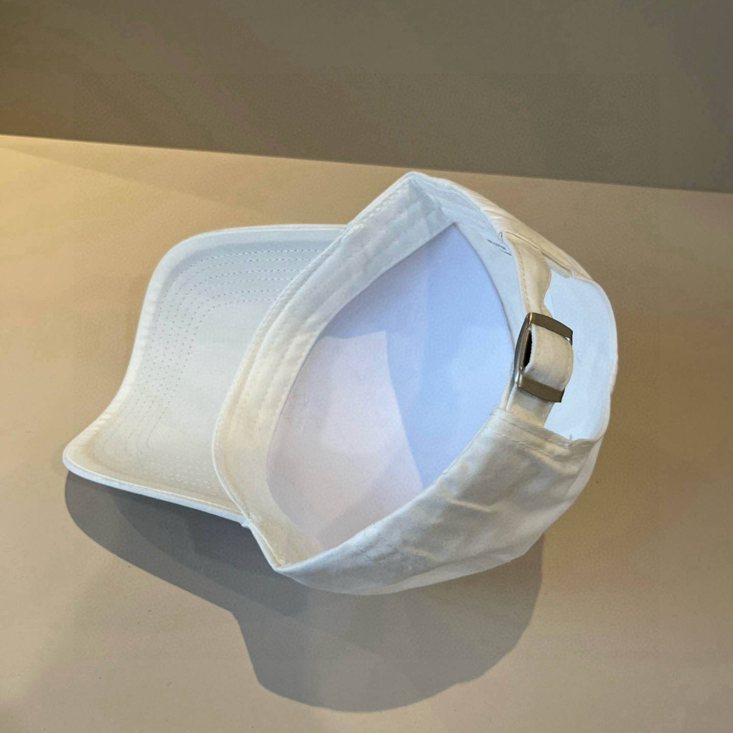 【CELINE赛琳】新款经典休闲潮流款 棒球帽🧢日韩风格，随便搭配都超好看！出门旅游，绝对要入手的一款