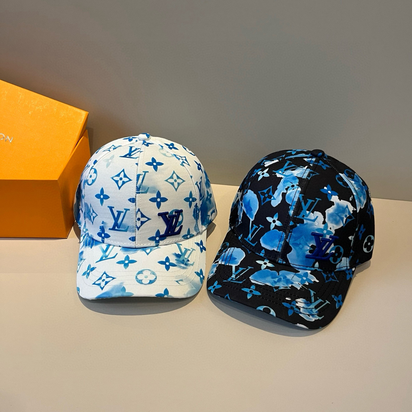 🧢路易威登棒球帽 LouisVuitton😍新款LV棒球帽，重工打造♥️高端大气，百搭款🤗男女通用！跑量