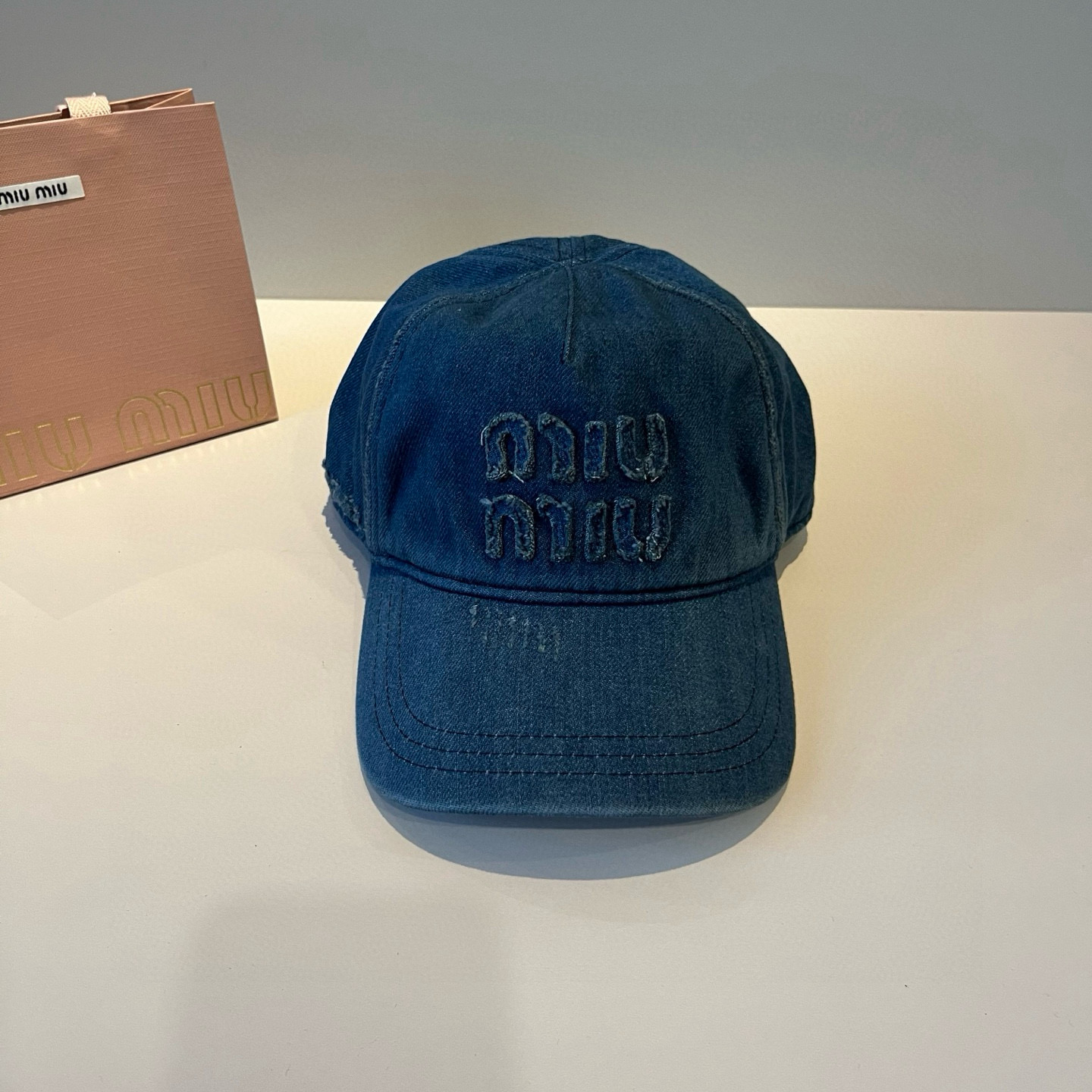  谬谬miumiu 原单春夏新款棒球帽，正品开模订制，原版做工细致质量超赞！