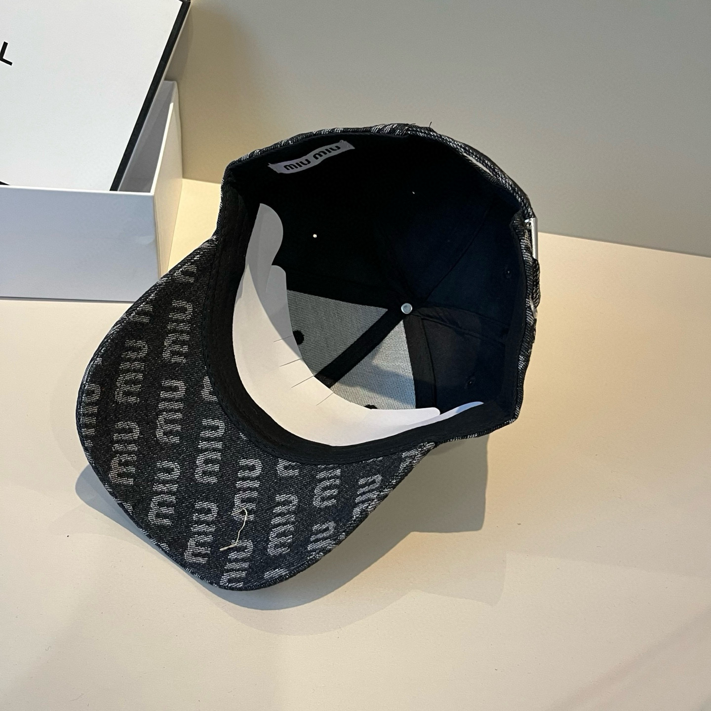  谬谬miumiu 原单春夏新款棒球帽，正品开模订制，原版做工细致质量超赞！