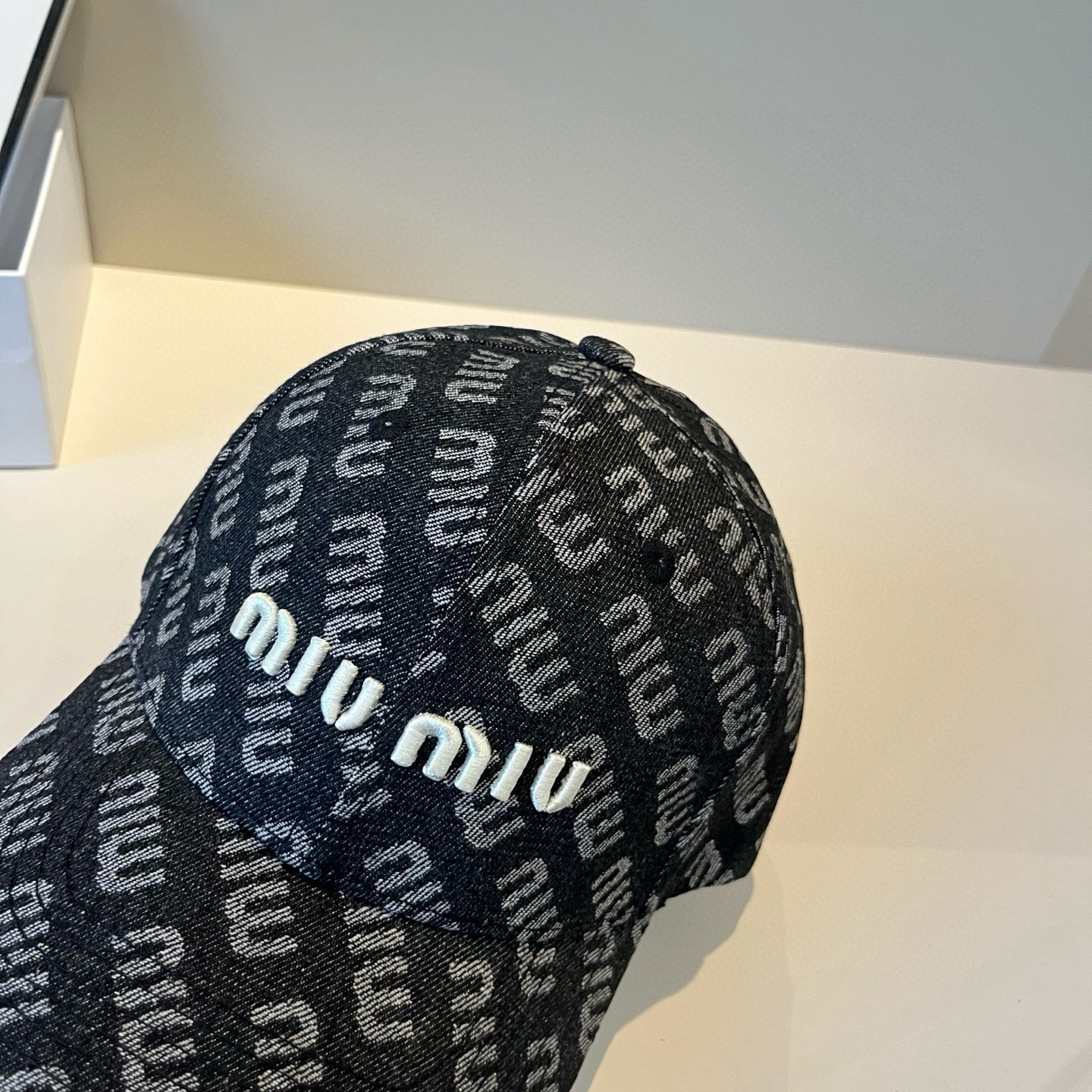 谬谬miumiu 原单春夏新款棒球帽，正品开模订制，原版做工细致质量超赞！