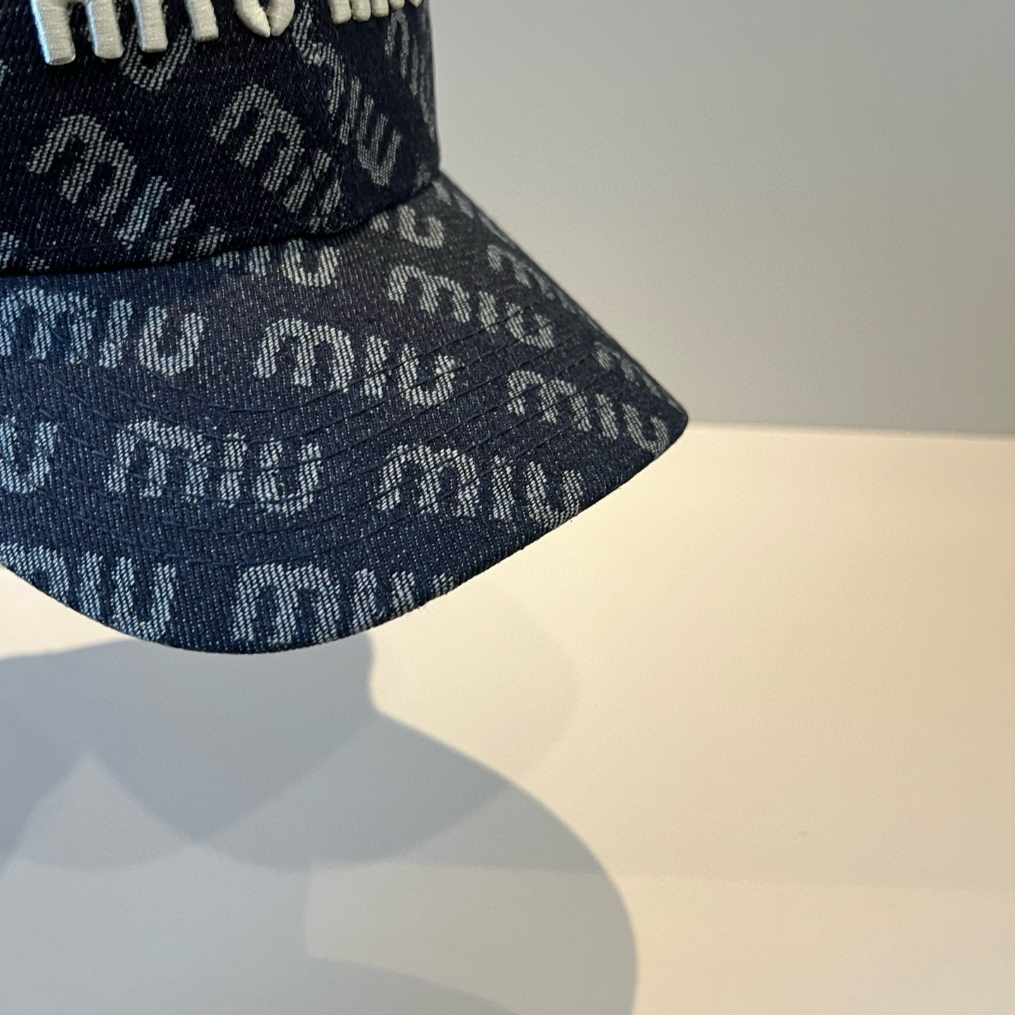  谬谬miumiu 原单春夏新款棒球帽，正品开模订制，原版做工细致质量超赞！