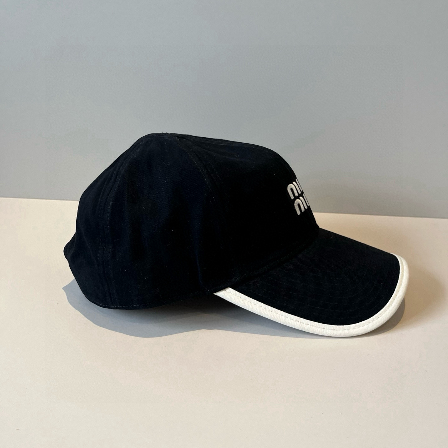  谬谬miumiu 原单春夏新款棒球帽，正品开模订制，原版做工细致质量超赞！