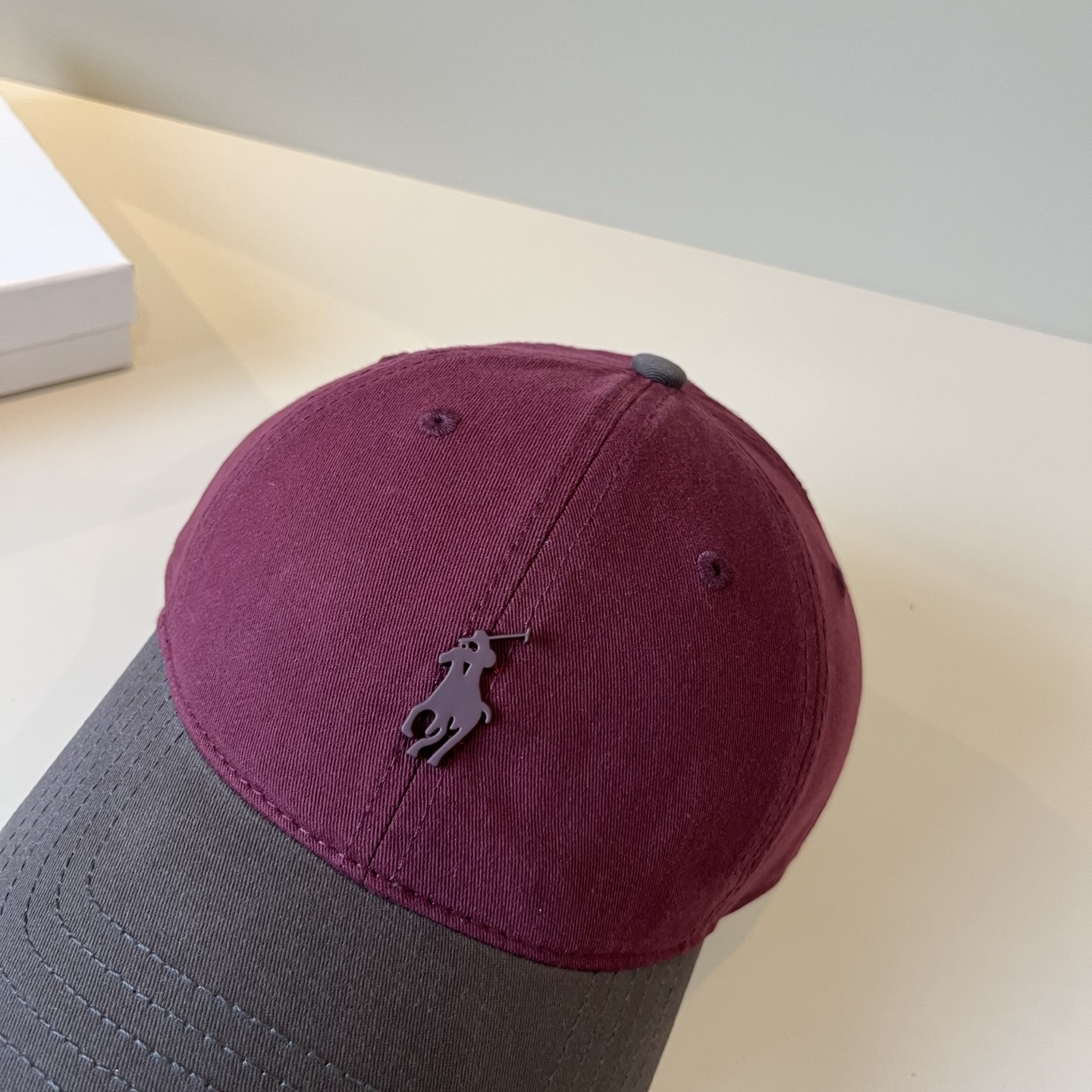  保罗🧢官网新品，棒球帽，原单品质火爆来袭 🔥🎩 工艺非常精美 高档大气上档次！低调奢华，方便携带！跑量