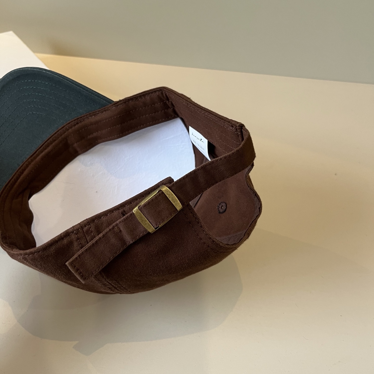  保罗🧢官网新品，棒球帽，原单品质火爆来袭 🔥🎩 工艺非常精美 高档大气上档次！低调奢华，方便携带！跑量